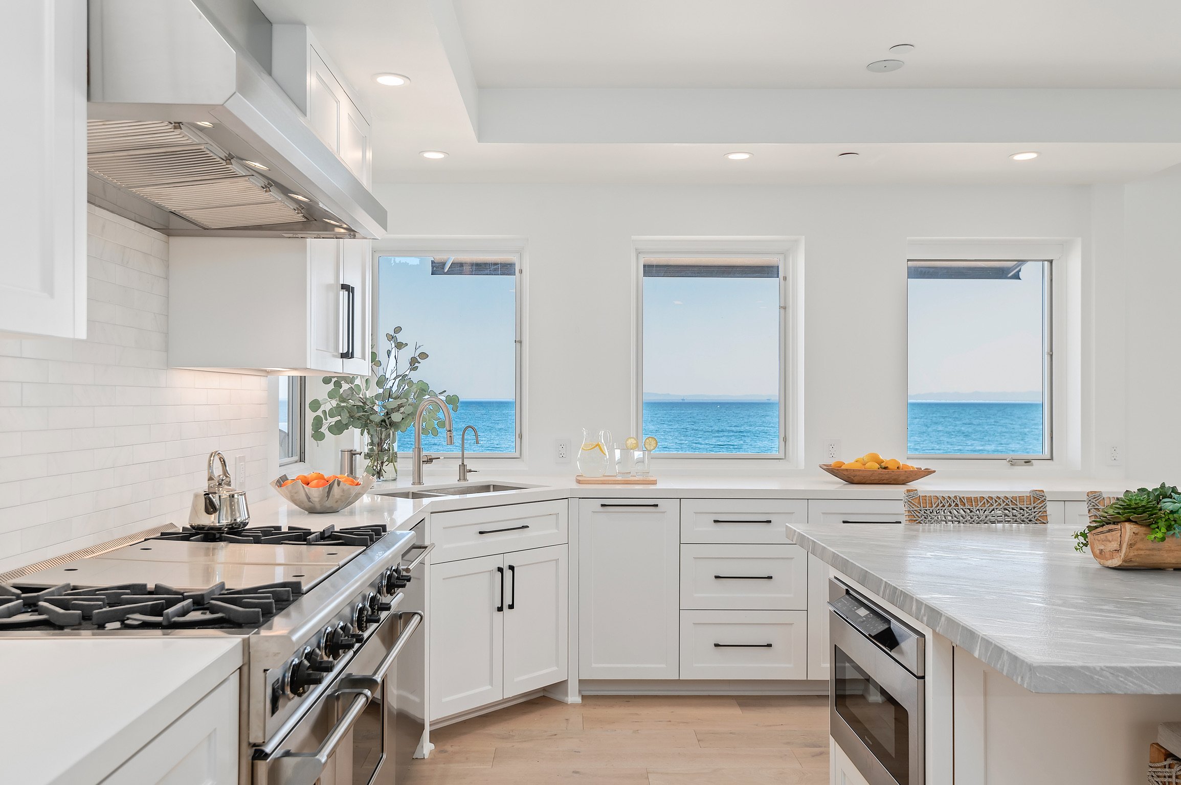 18 - Kitchen.jpg