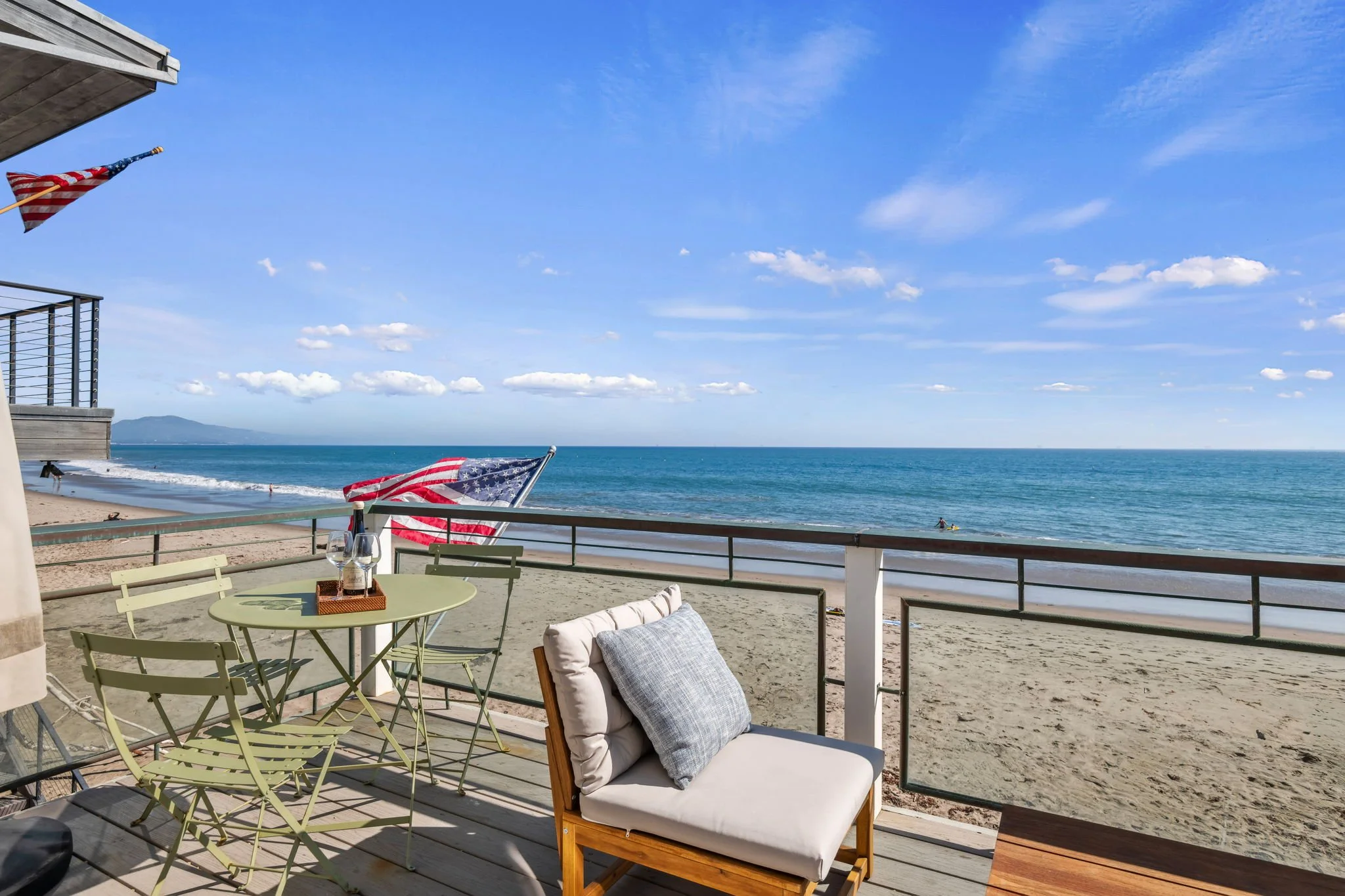 13-Patio Deck.jpg