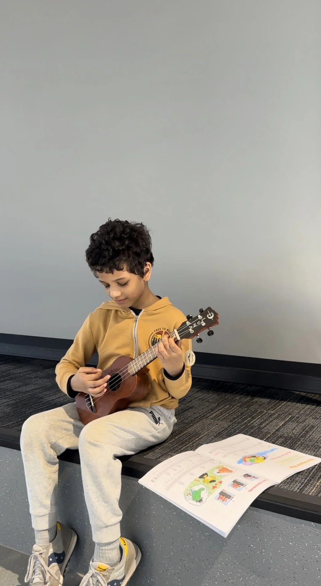 UkuleleClass_1.jpg