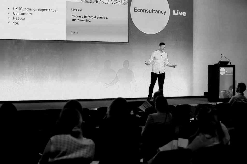 ASV_ECONLIVE22_MAINSTAGE_320-2242.jpg