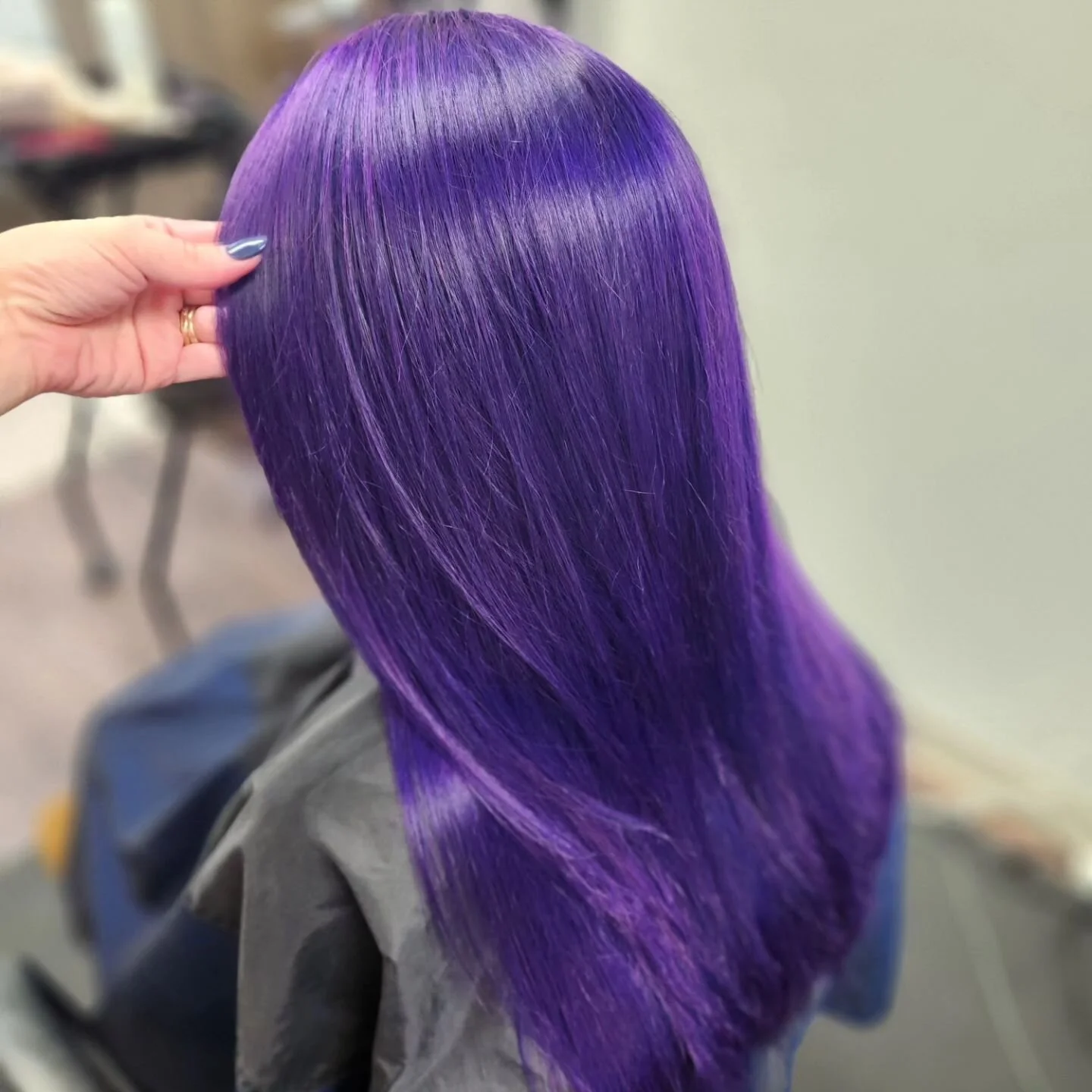 Halloween purple! #selflove #selfcare #createyourstyle #yourlifeyourway #shoplocaldenton #sangerhairstylist #dentonhairstylist #purplehair #halloweenpurple #halloweenhair