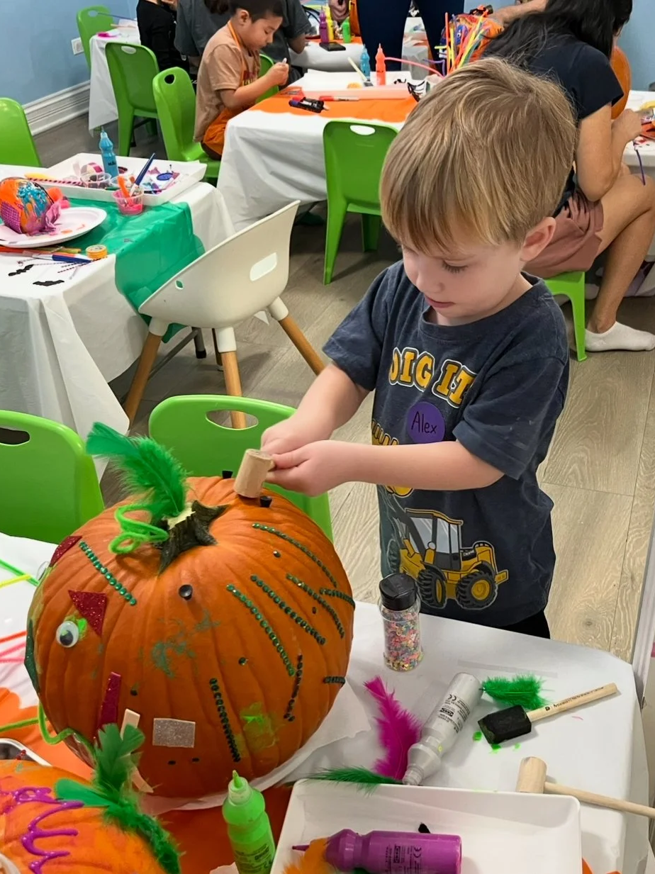 ART PARTY'S PUMPKIN KIT