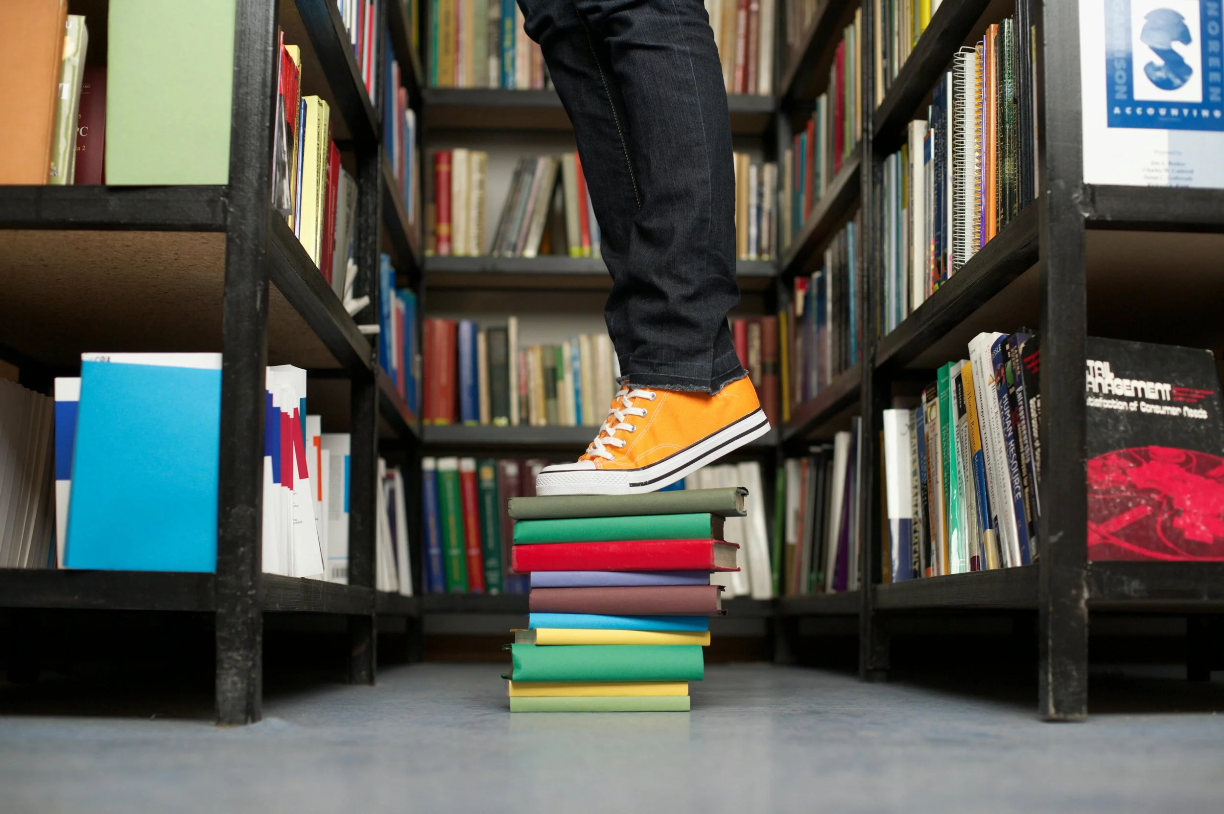100 Books for the Christ Follower