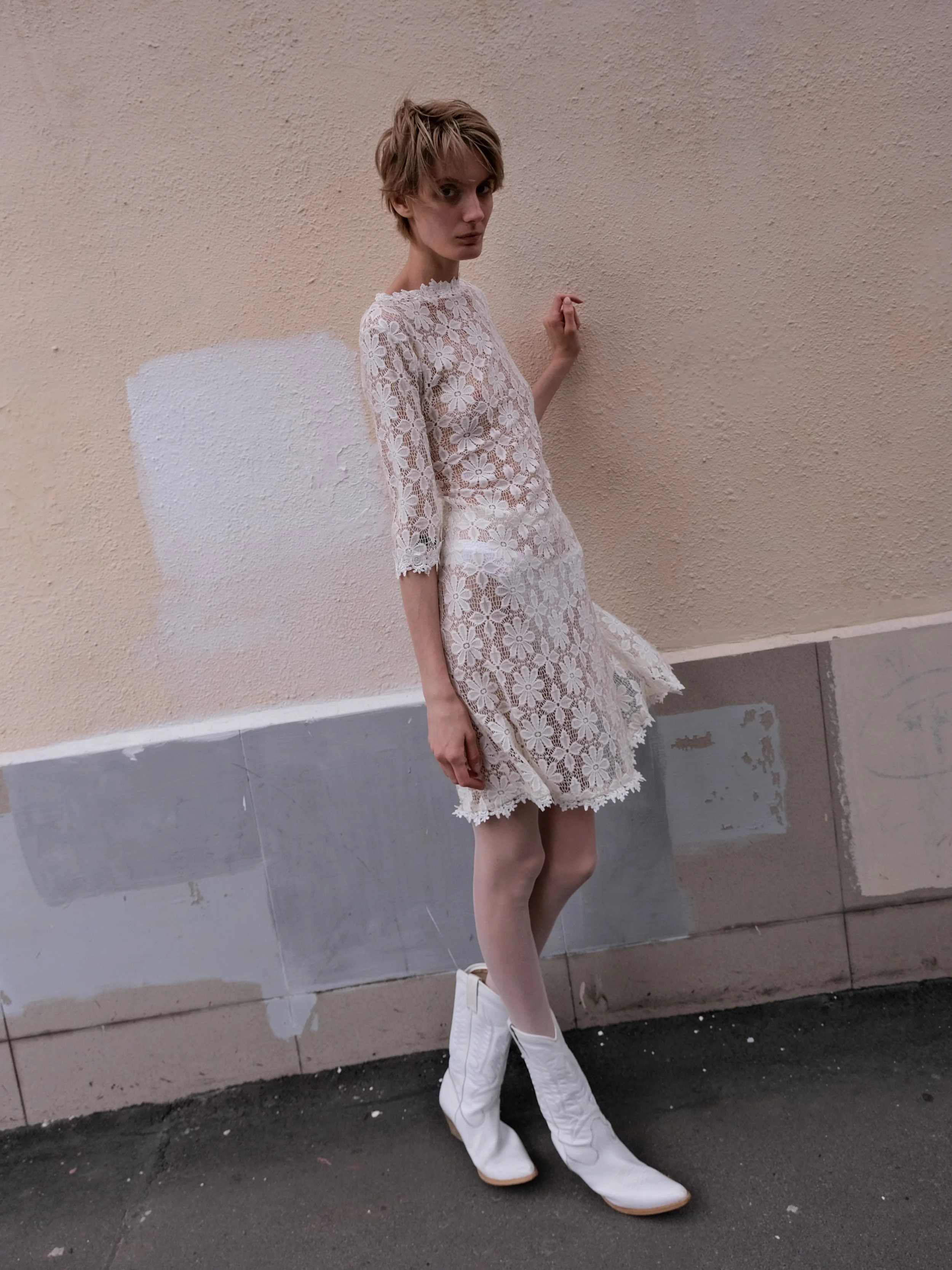 1AnnieWhite-3.jpg