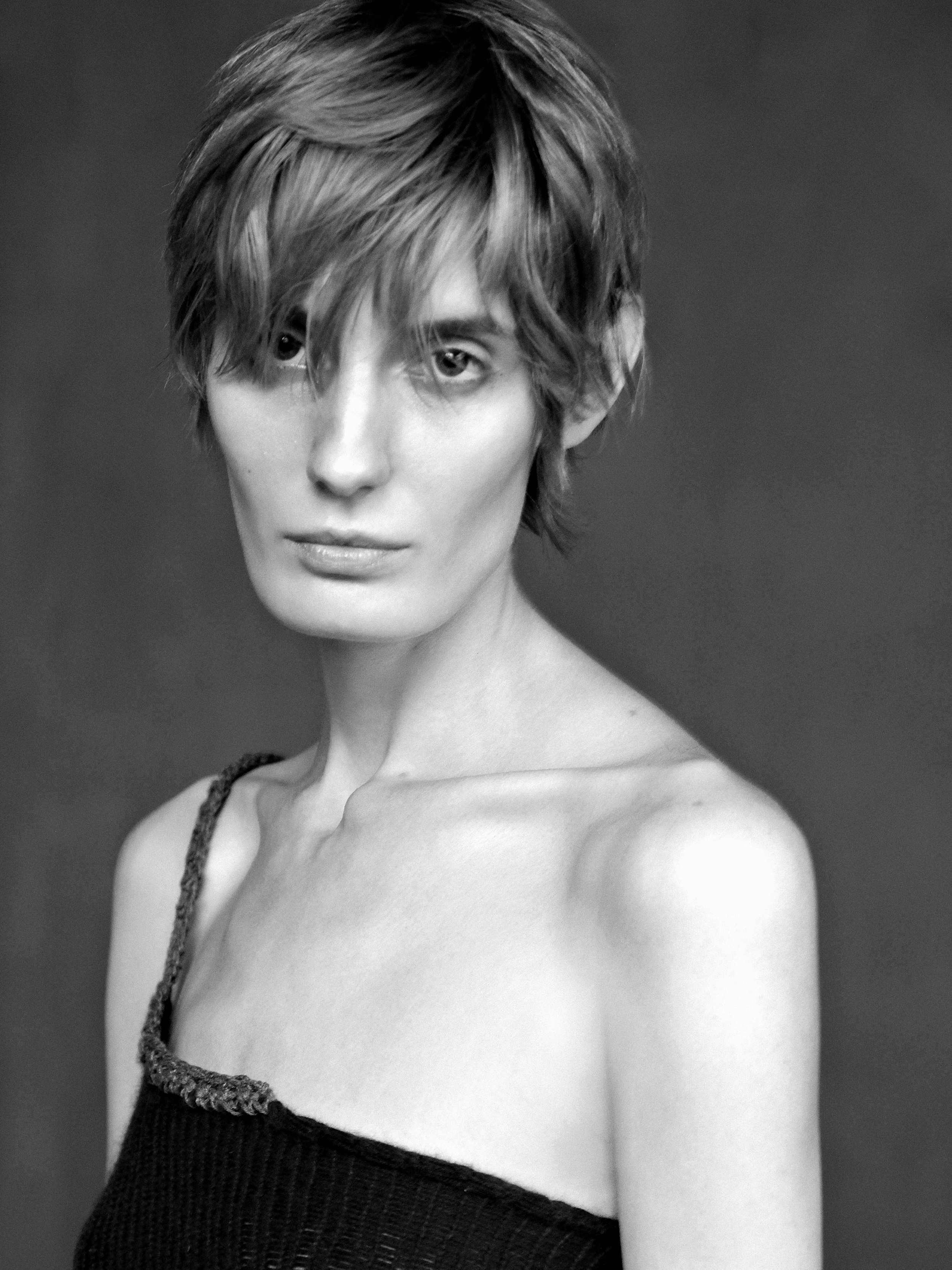 AnnieBW-1.jpg