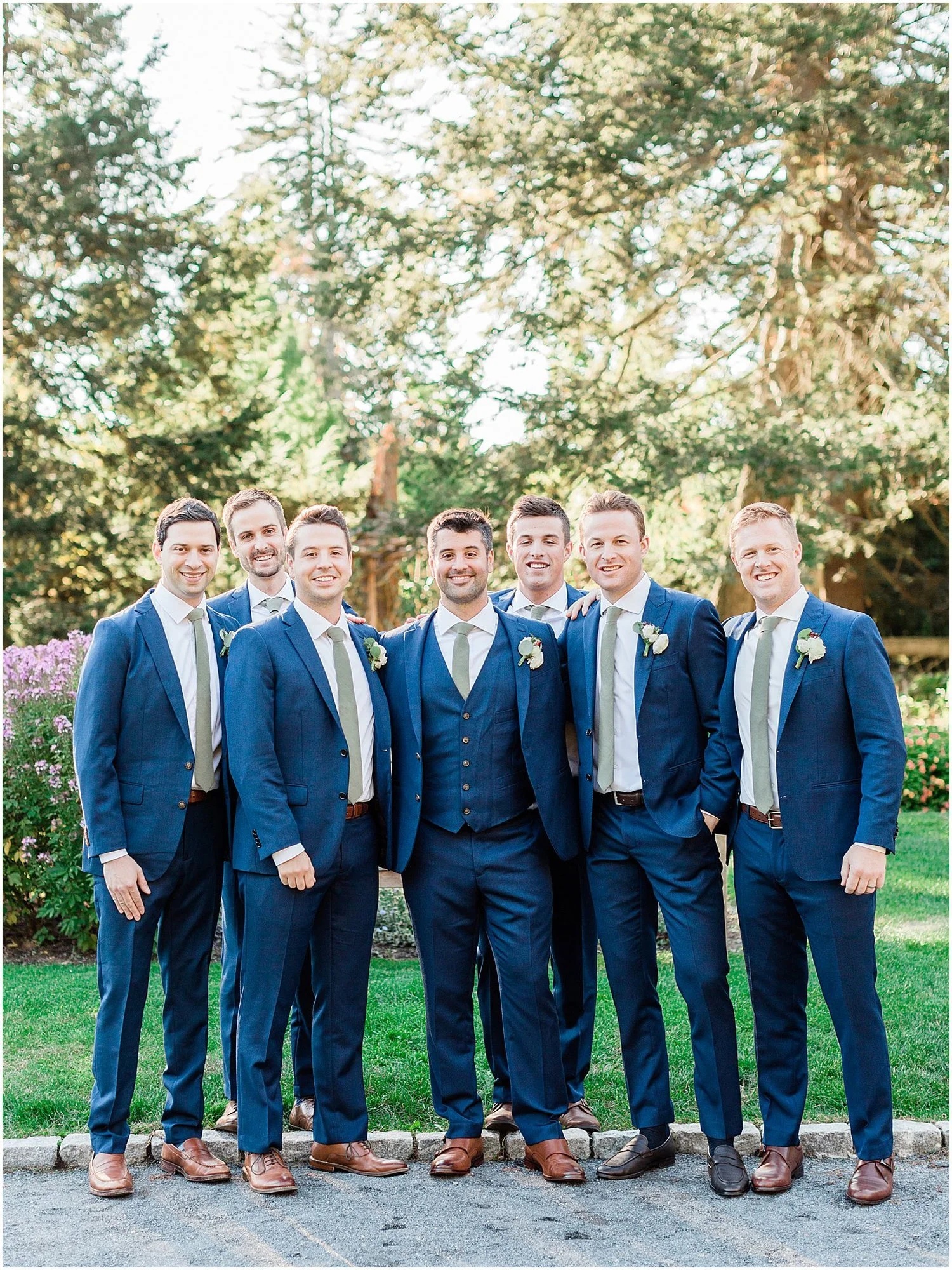 gardens_at_elm_bank_garden_lauren_hall_eddie_lopes_wedding_boston_massachusetts_photo_1074.jpg