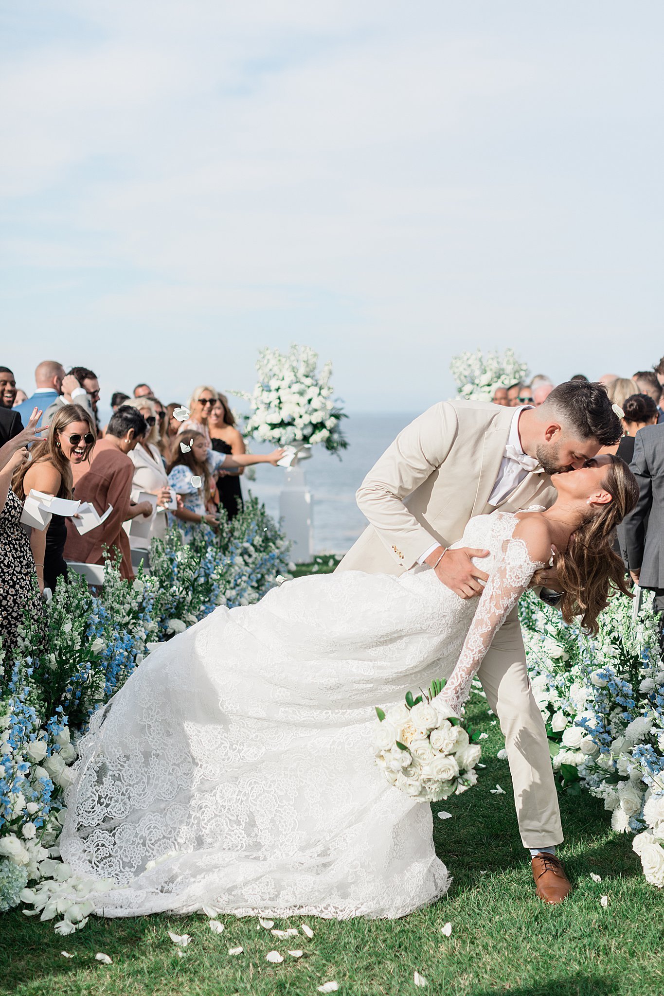 Romantic Coastal Wedding at Cliff House in Maine