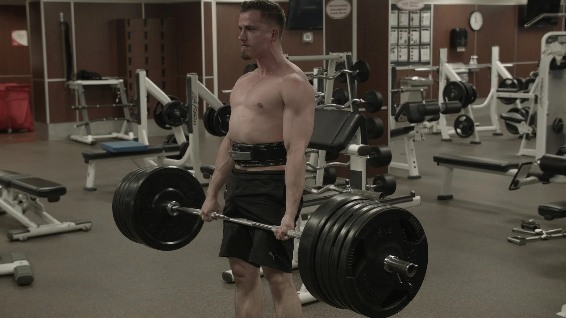500 Deadlift.mov[00_00_49][20230823-40212856.9632].jpg