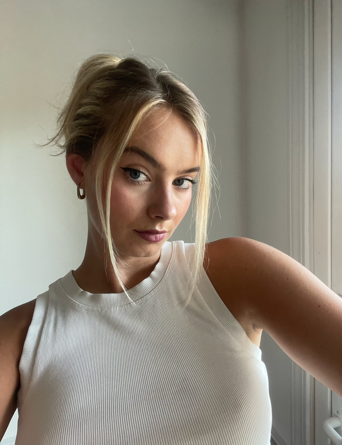 Natalie Faith Kauth is a website and brand designer for the beauty Industry such as salons and hair and makeup artists