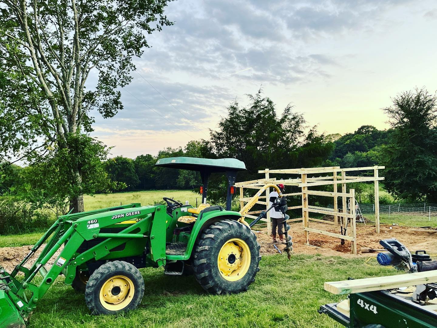 Update on the farm as it&rsquo;s been awhile! 
🐴So first we got mini horses! Maggie and Hot Rod joined us a couple months ago and are getting settled. The bigs have accepted them into their herd and they are thriving! We can&rsquo;t wait to start do