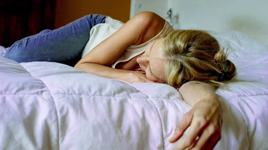 When Motivation Disappears: The Science Behind Low Energy in Depression