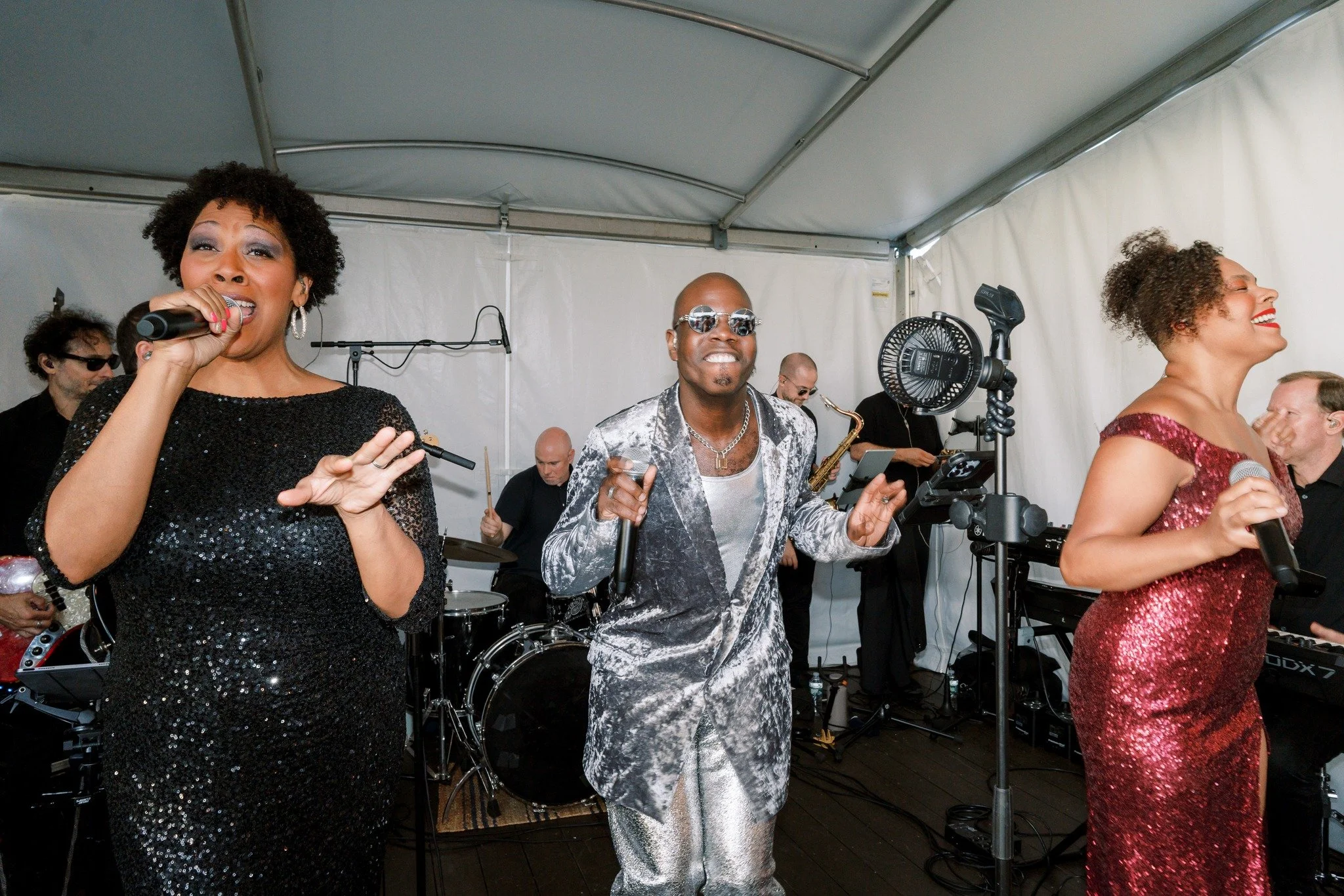 Wishing everyone a safe and funky Halloweekend! 👻

📸 @jessepafundi 

 #halloweekend #LiveMusicVibes