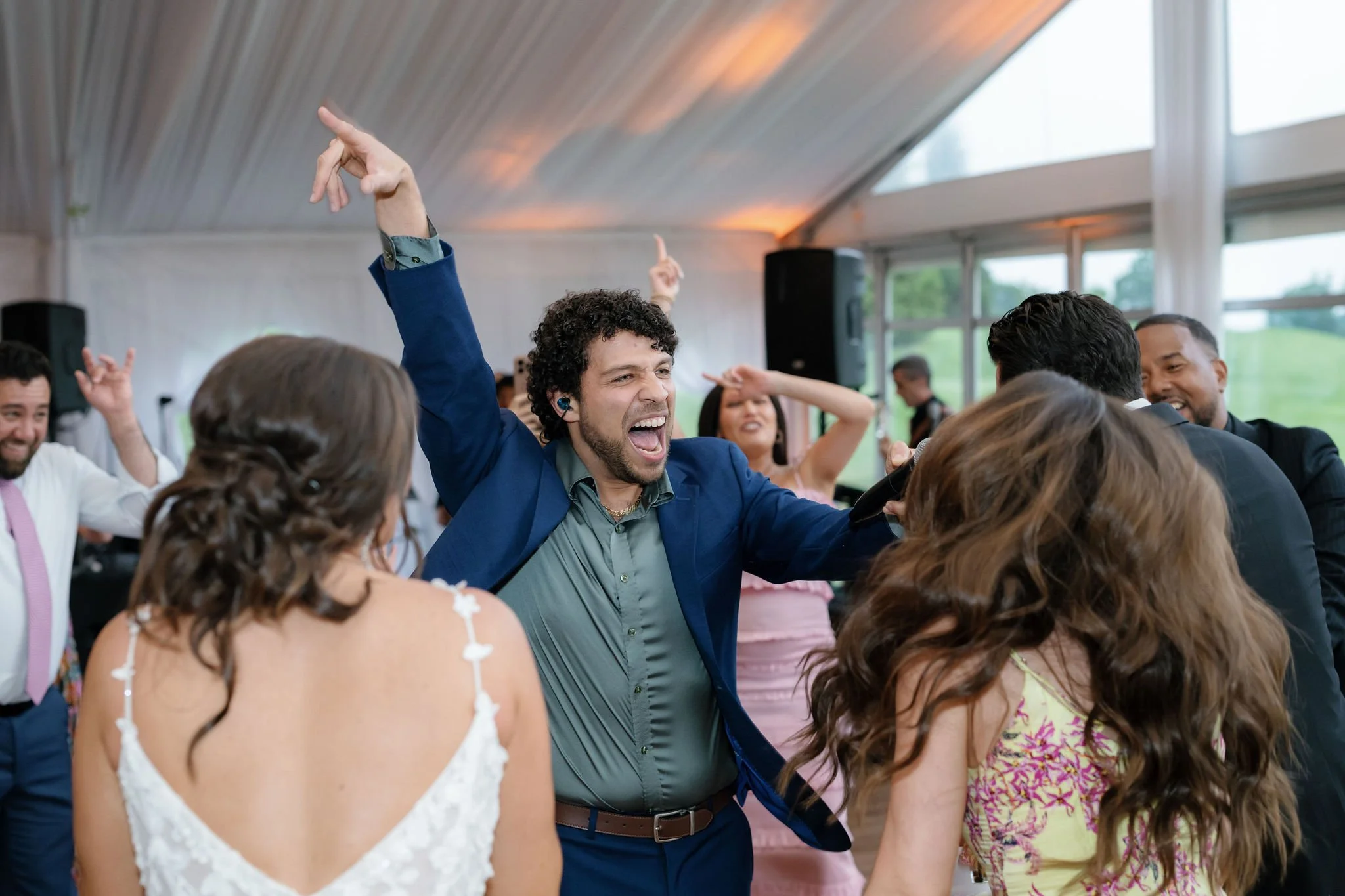 We love a Jersey crowd! 😎 

📸 @lisablanchephoto 

 #luxurynyc #LiveMusicVibes #funkymusic #newjerseywedding