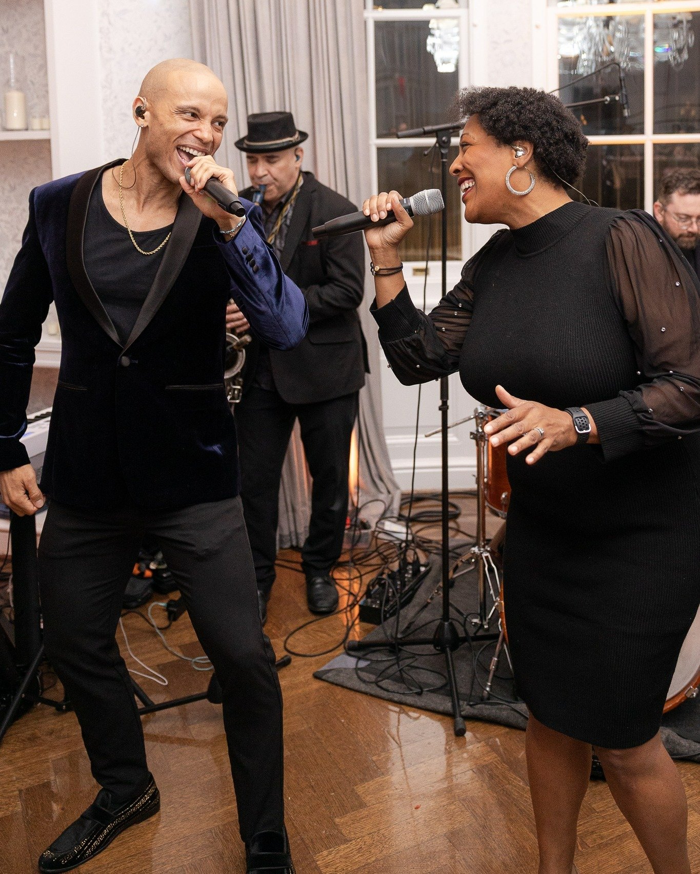 When you realize your job is throwing dance parties with your best friends 💖🥰💃

📸 @conniezhongphotography