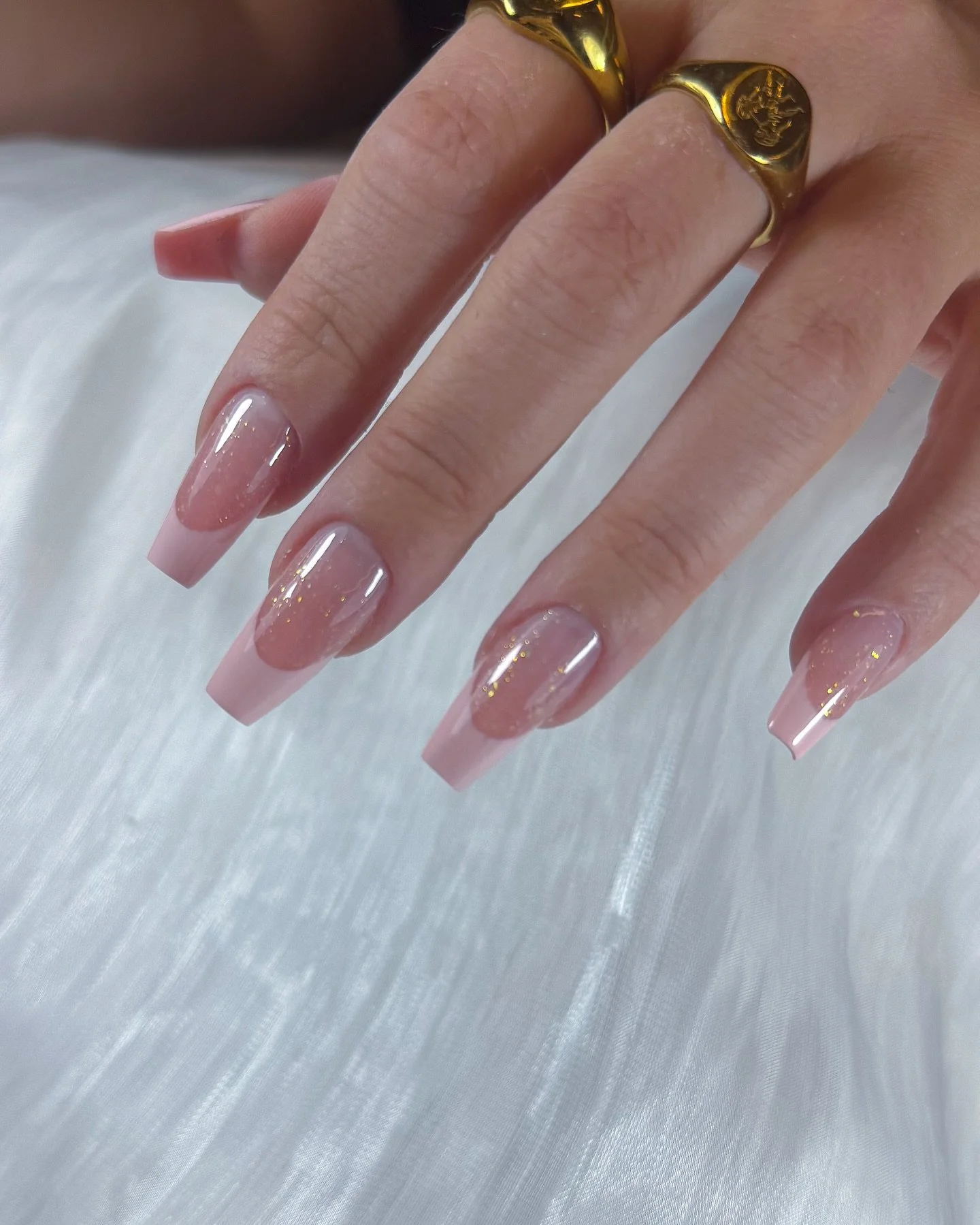 💫 Soft, sheer,sparkly and classy💖 
A dreamy pink French fade with subtle gold shimmer &mdash; clean, elegant, and perfect for any occasion ✨

Created using dual forms for a natural, ultra-thin finish that feels light yet strong.
Want nails that gro