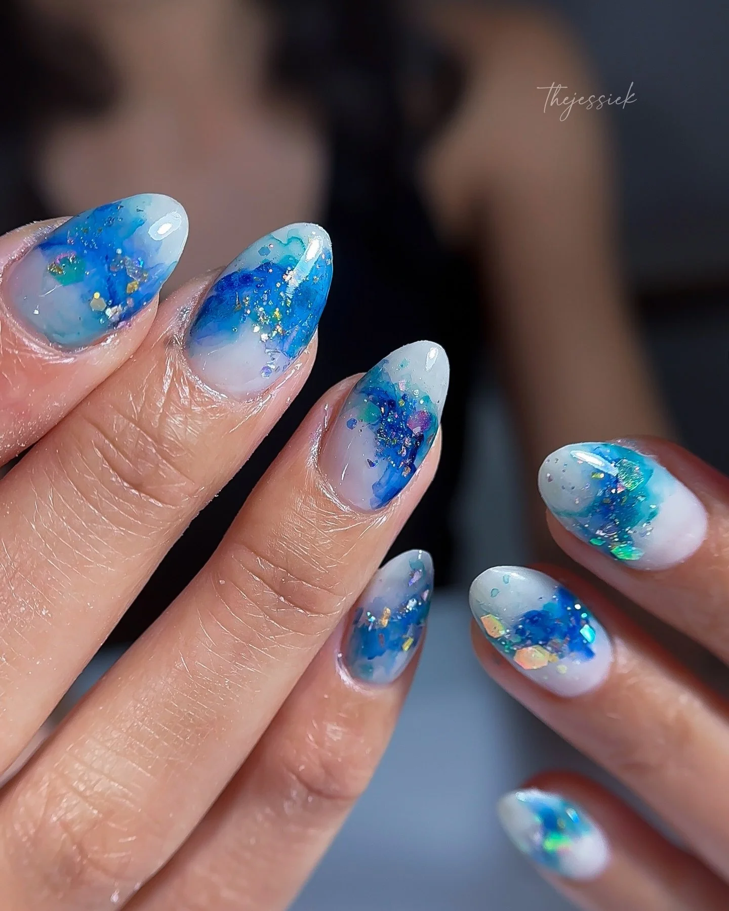 Ocean blues with a little sparkle 🌊✨

Russian manicure + hard gel overlay for a clean, natural-looking finish. 🩵

📍 Private nail studio in Arcadia, CA 
DM to book 🤍

#ArcadiaNails #PasadenaNails #HardGelNails #RussianManicure #bluenails