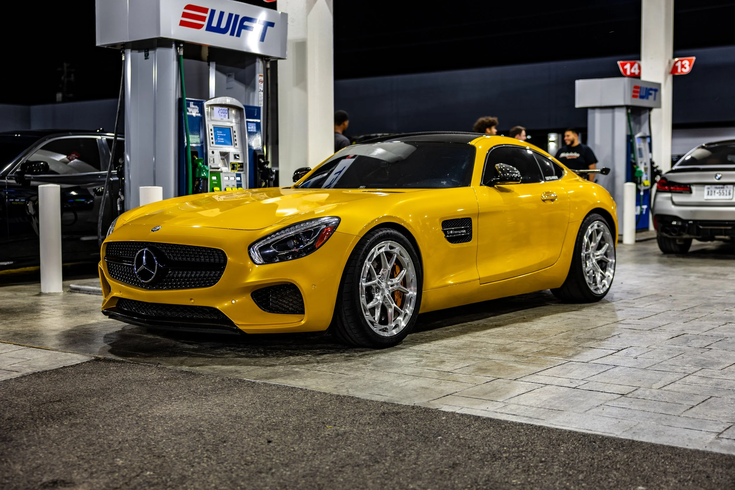 Essence_BMWMeet-31.jpg