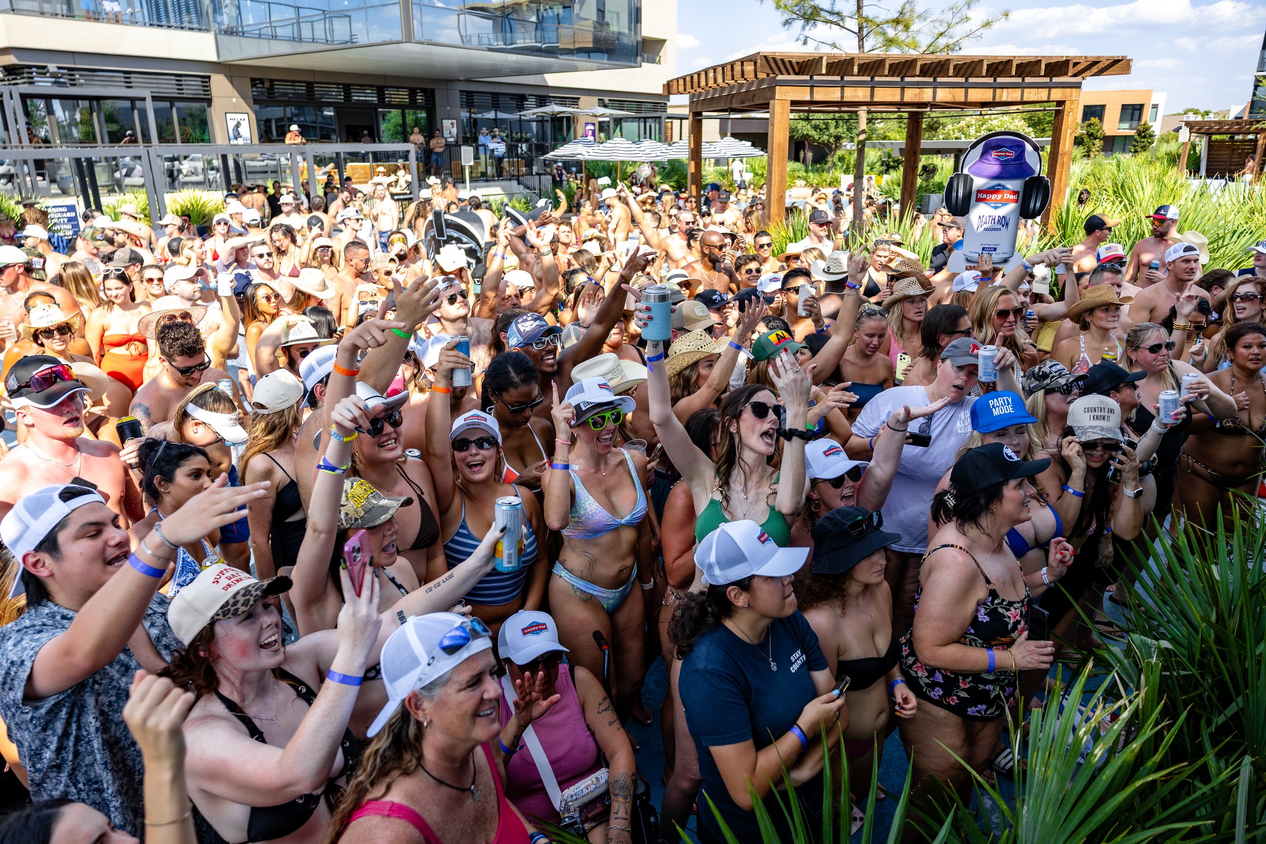 VillagePool_DustinLynch-145.jpg