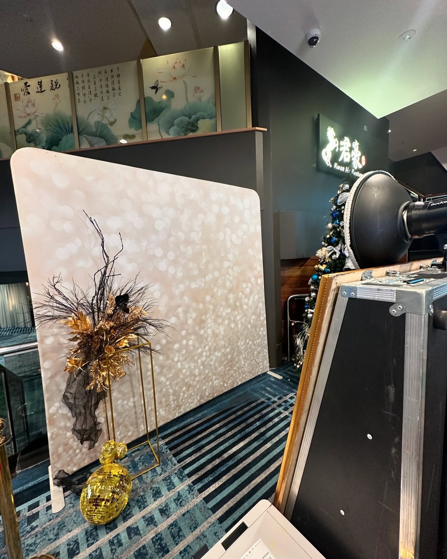 Flashback to our NYE Mirror Photo Booth set up at Wrest Point Hobart ⚜️

#hobartphotobooth #photobooth #mirrorphotobooth