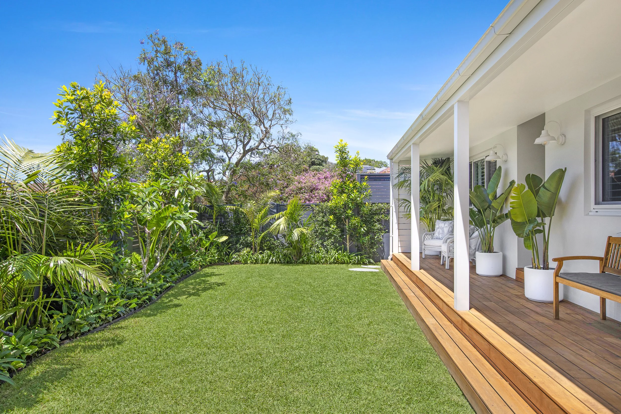 Carnegie-Circuit-3-Chifley-Front yard.jpg