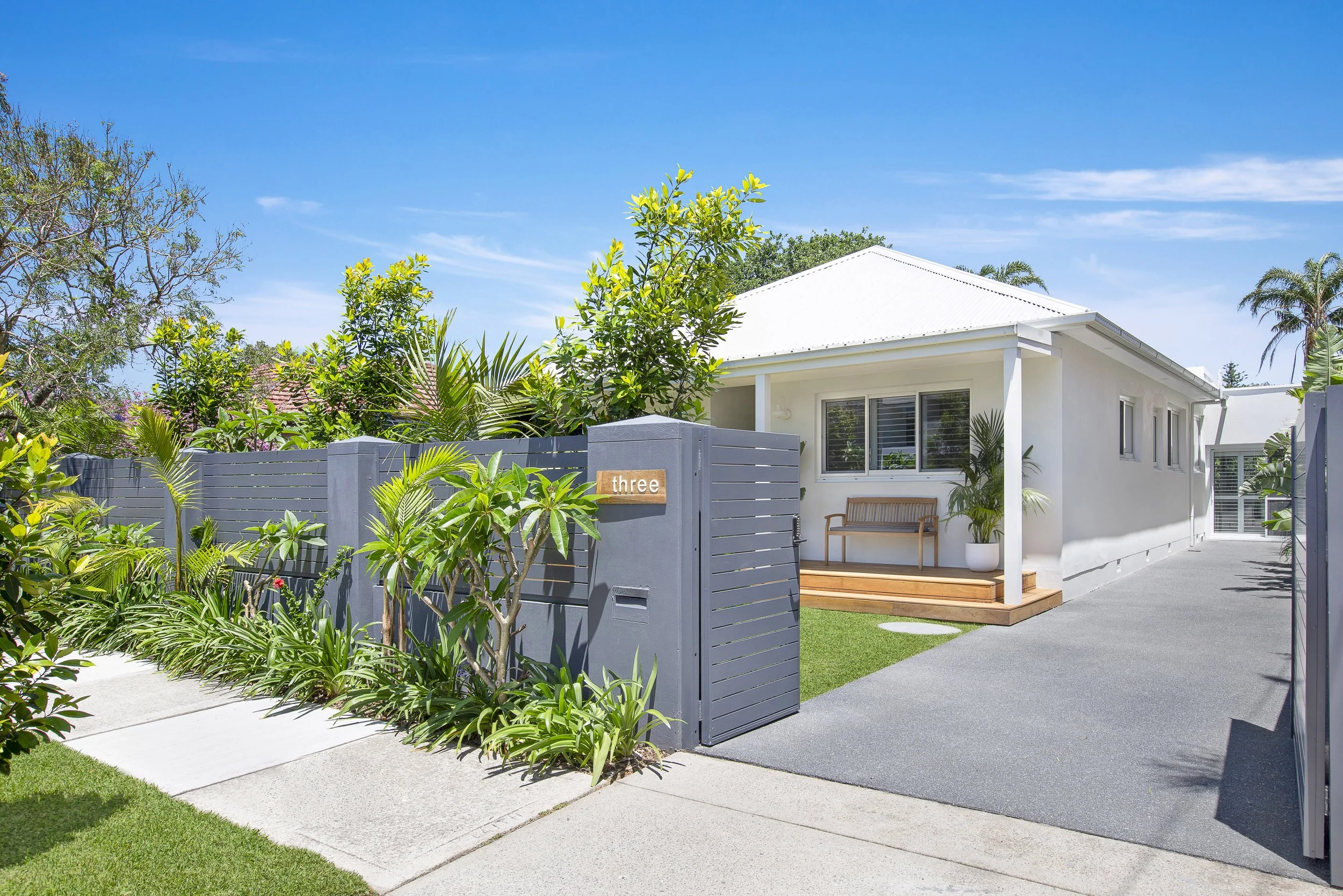 Carnegie-Circuit-3-Chifley-Facade 2.jpg