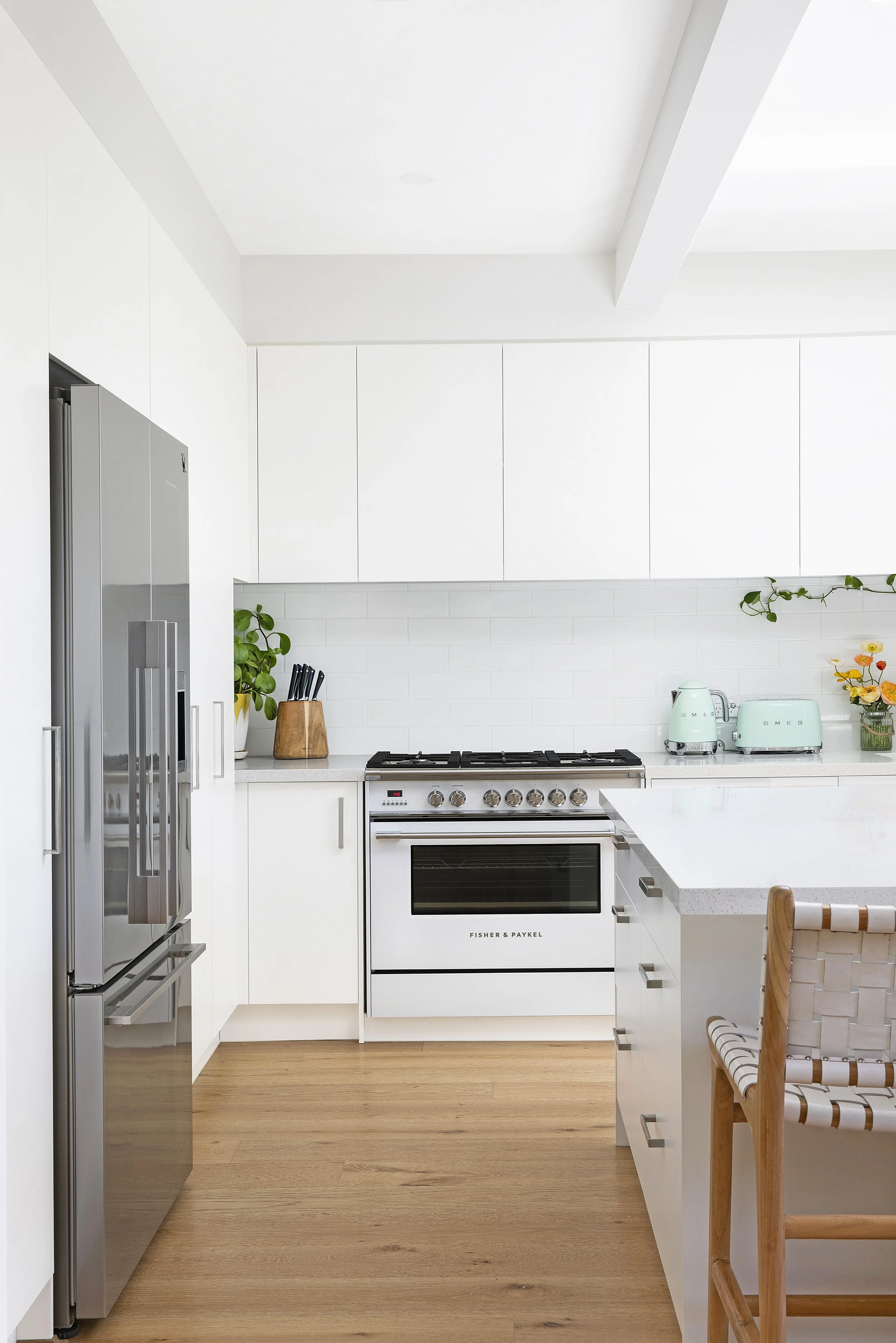 Carnegie-Circuit-3-Chifley-Kitchen detail.jpg