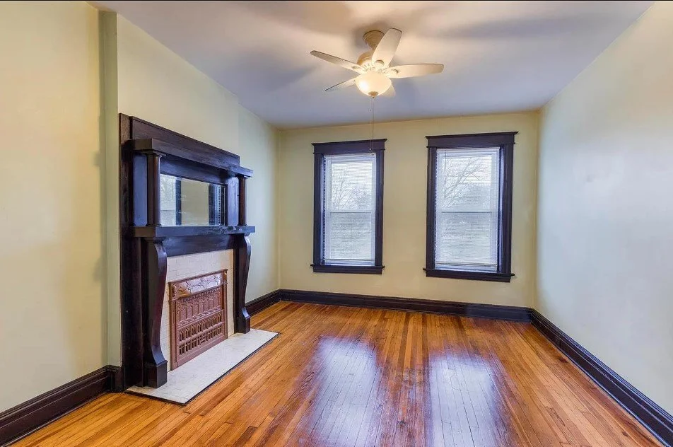 front room 2nd flr.jpg