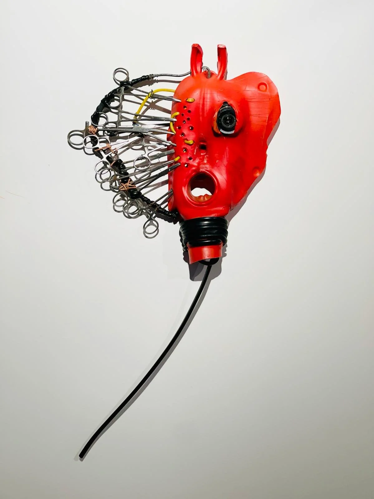 CLIVE MUKUCHA - Irremovable . Mask 2 - Found objects - size 80 x 38 x 7 cm | 800g - year 2017