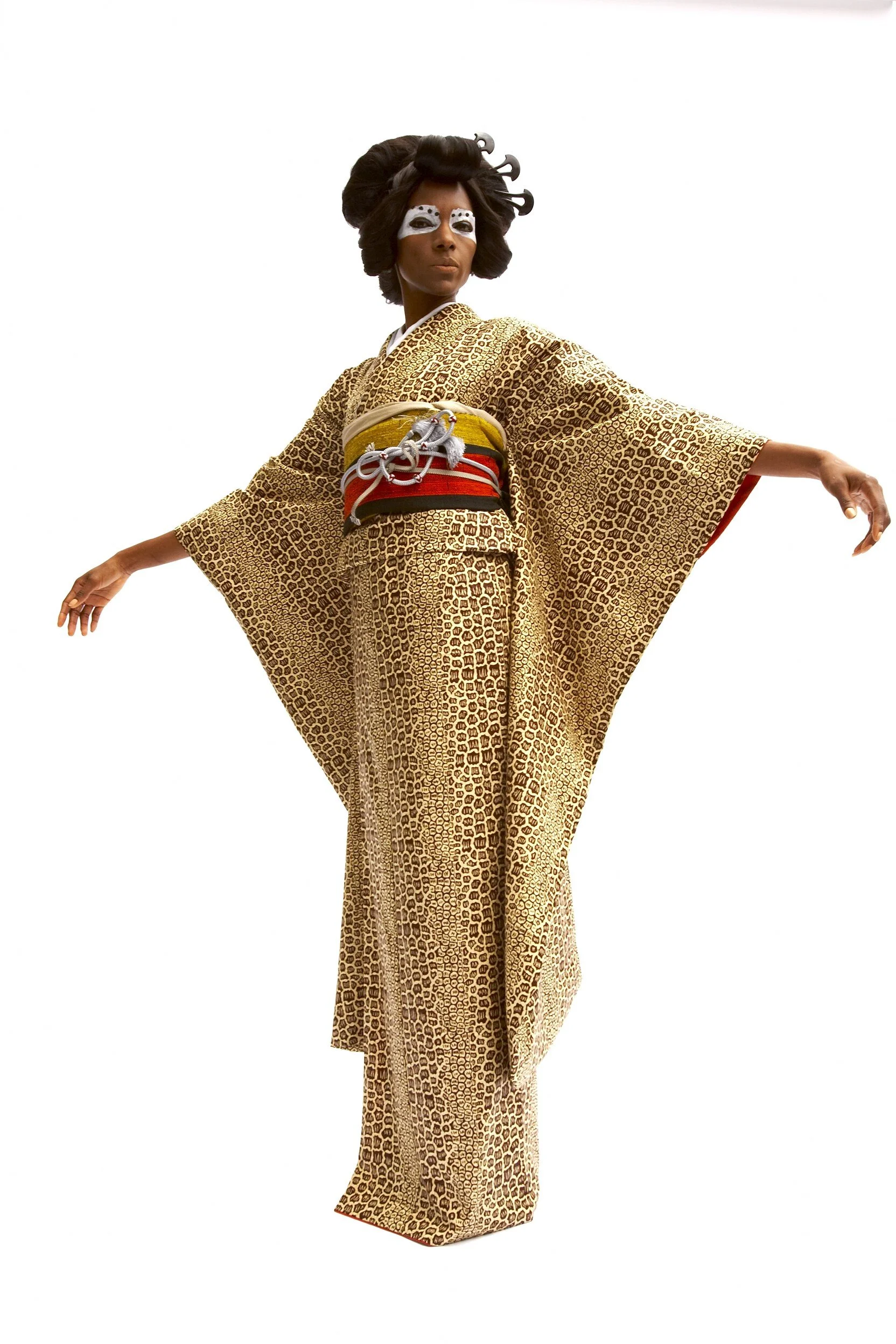 SERGE MOUANGUE - Africa Queen 9 - Tokyo - Print Hahnemuehle Fine Art Rag
Artist unique print 1/1
- size 150 x 225 cm - year 2010