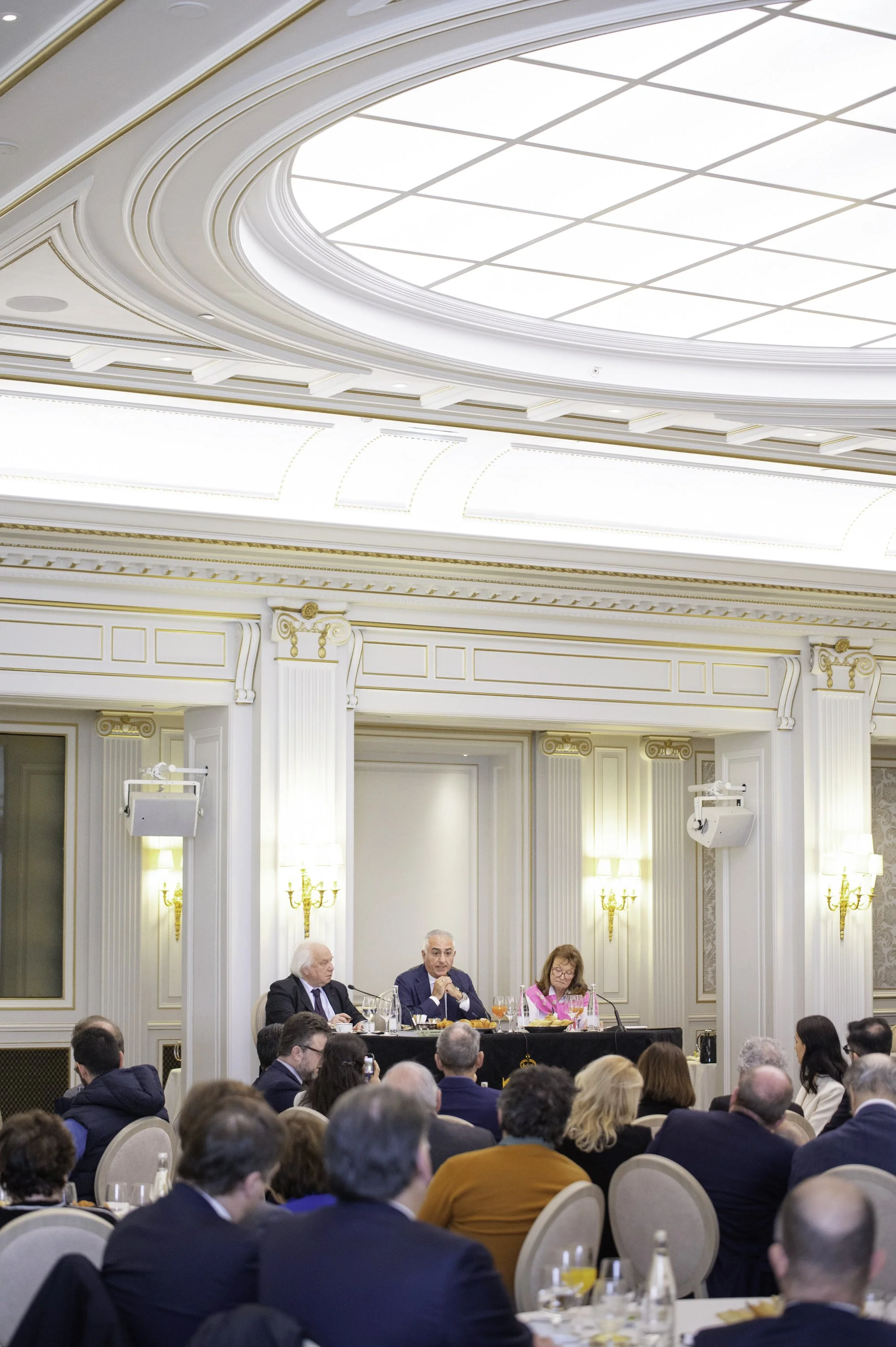 Mohammad Reza Pahlavi; La Revue Internationale Politique ; George V; Four Saisons ; Paris ; Event ; Chah d'Iran: Prince d'Iran; Débat ; Politique; Evènement; entreprise; Juliette Jem; Perpignan; Paris; Pyrénées Orientales, Hotel; Sud; France; Méditer