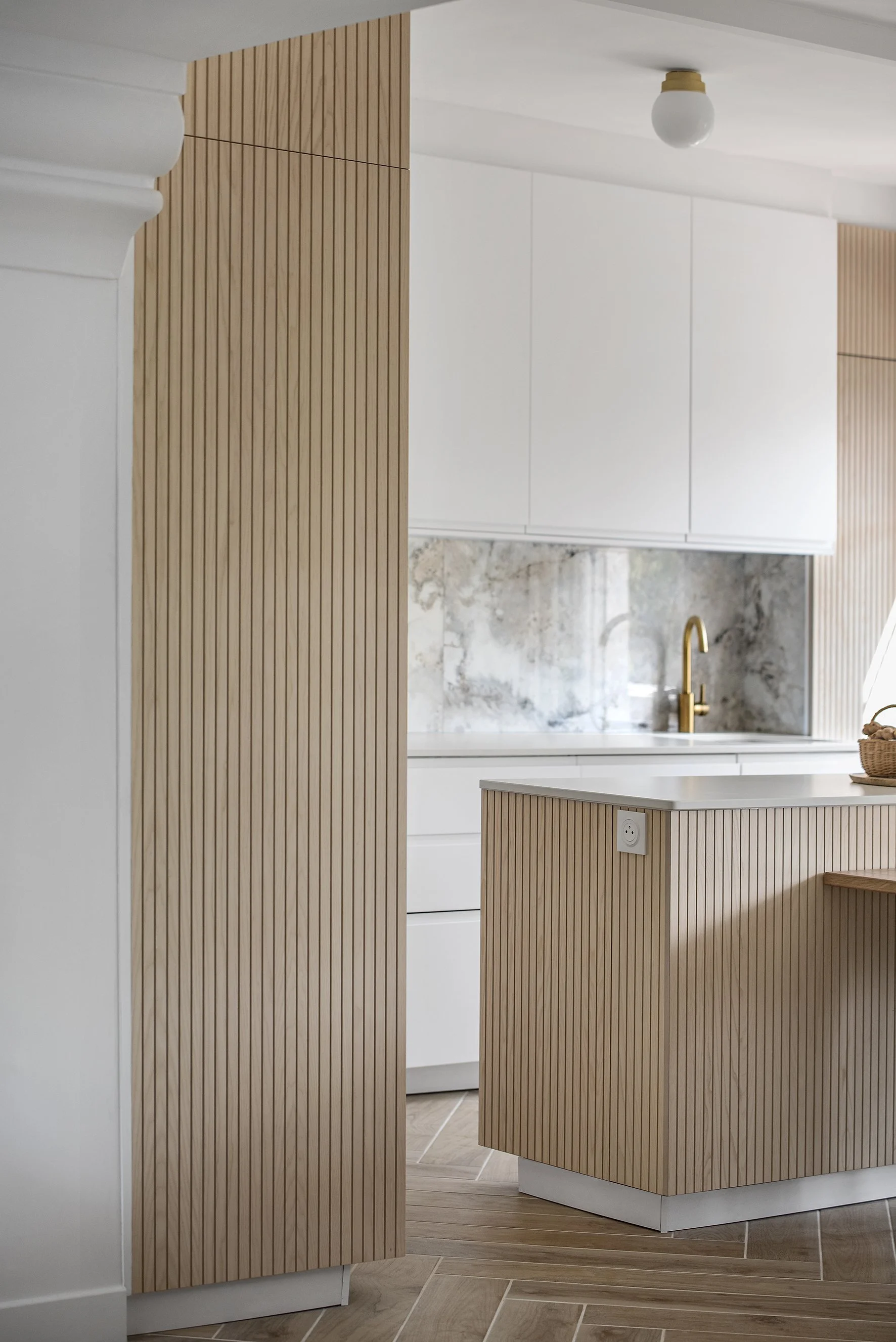 Architecture Intérieur; Architecte; Décorateur; Salon ;Cuisine; Salle de Bain; Marbre; Paris; Perpignan; ©Juliette Jem ; Entreprise, Société, Etude, Notaire, Bureaux Paris; Perpignan; ©Juliette Jem, Locaux, Extérieurs, Photo d’Intérieure, Boutiques, 