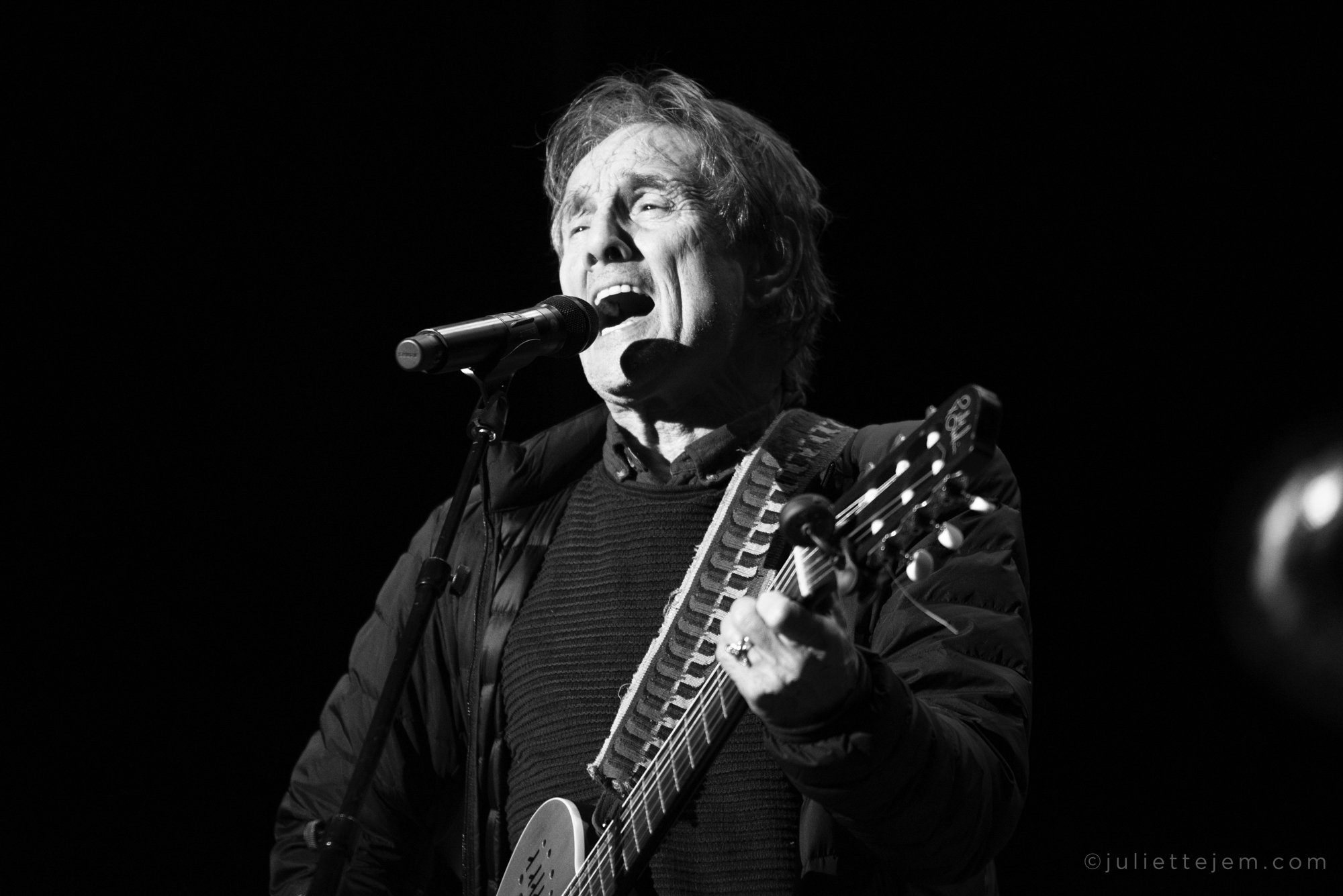 Murray Head Concert Nuit de la Déprime Guitariste Evènement Paris Perpignan France 