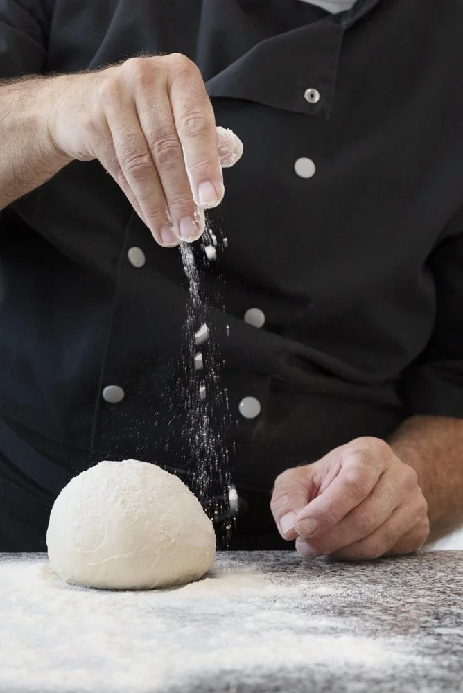 Pizza; Paris; Perpignan; Portrait Professionnel; Entreprise; Société ;Paris; Perpignan; France;Savoir Faire; Juliette JEM ; Portrait Professionnel Paris Expert-Comptable N&B Paris Perpignan France ; Portrait Professionnel; Paris; Perpignan; Montpelli