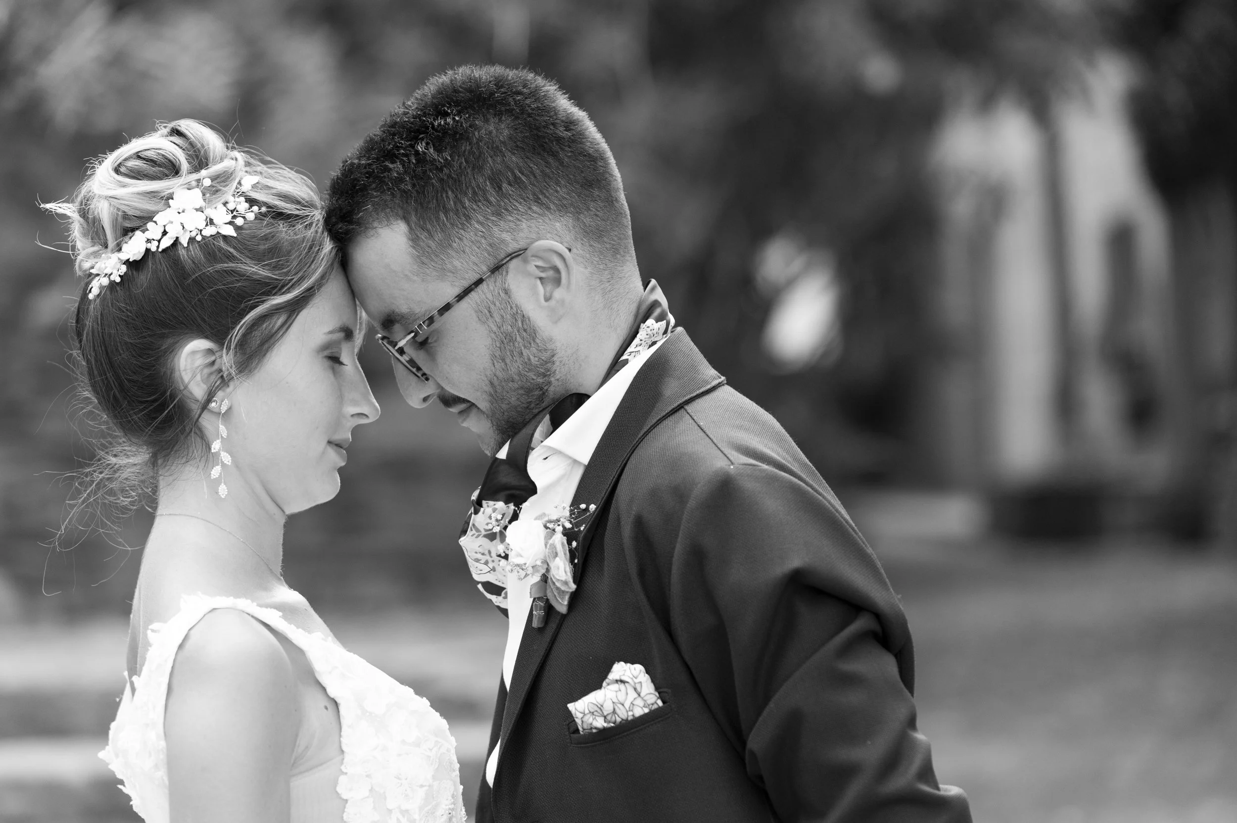 Mariage; France ;  photographe mariage, juliette jem, glamour; chic; française; charme; amour; mariage, wedding; fete, Sud; méditerranée; passion; photo; charme; Paris; Perpignan; Aix-en-Provence; Collioure; Eglise; Plage; alliances