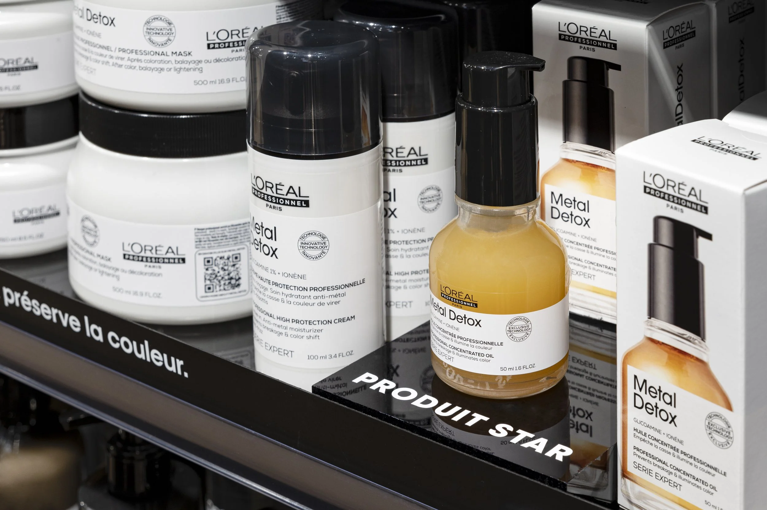 Magasin, Redken, L'Oreal Paris, Merchandising, Biens Immobiliers Architecture Intérieur Architecte Décorateur Salon Cuisine Salle de Bain Marbre Paris Perpignan ©Juliette Jem  Architectures d’Intérieur, Architecte, Décorateurs, Maison, Biens Immobili