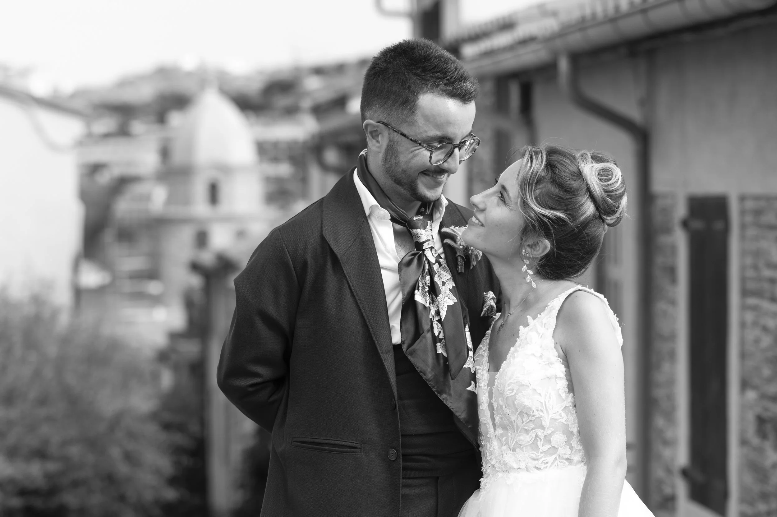 Mariage; France ;  photographe mariage, juliette jem, glamour; chic; française; charme; amour; mariage, wedding; fete, Sud; méditerranée; passion; photo; charme; Paris; Perpignan; Aix-en-Provence; Collioure; Eglise; Plage; alliances
