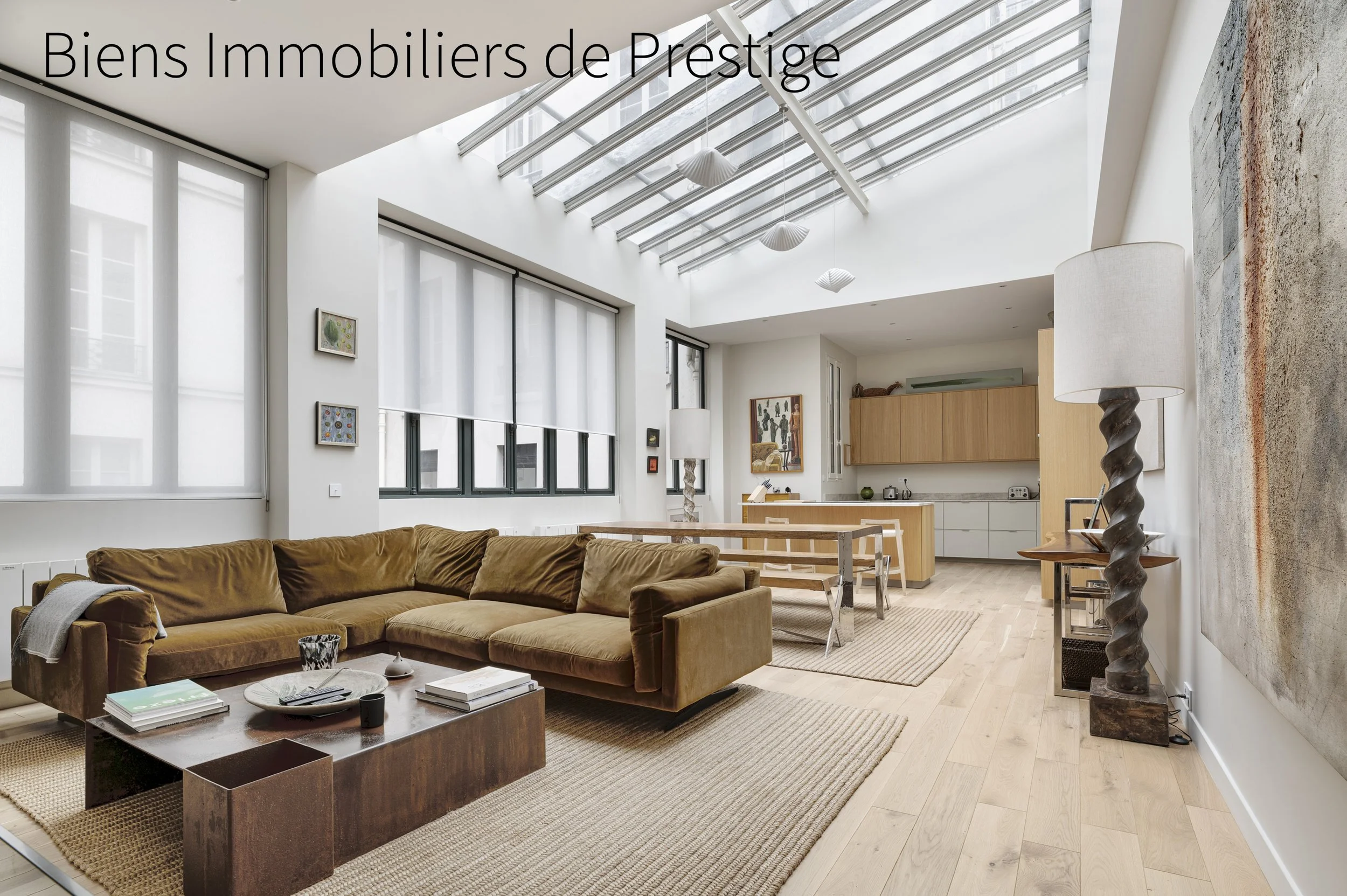 Biens Immobiliers de Prestige, Photographie immobilière haut de gamme mettant en valeur biens de prestige et propriétés d’exception.