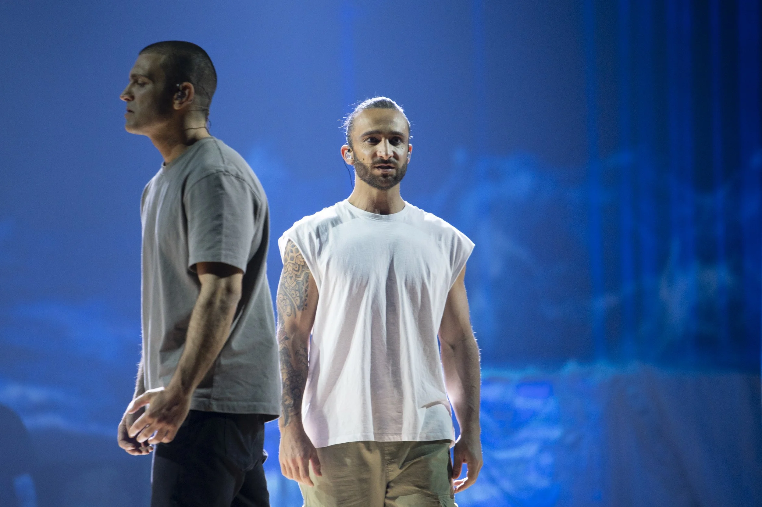 PASCAL OBISPO, Les Dix Commandements, ALBERT COHEN, GIULIANO PEPARINI, VINCENZO PISCOPO, Making-Of, Coulisses, Préparation, Spectacle, Costume, Danse, Chanteur, Juliette Jem, photographe, France, Paris, Italie, ANDREAS
MÜLLER, VERONICA
PEPARINI