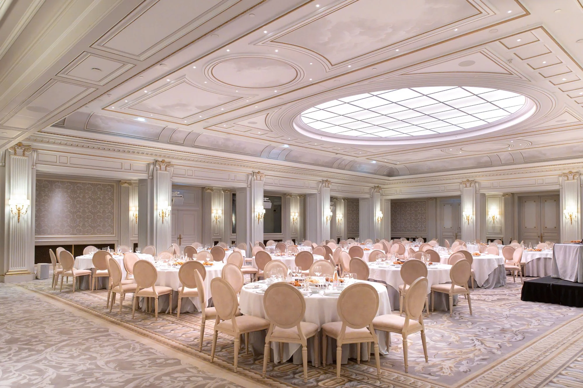 ©Juliette JEM, Banque, Caisse d'Epargne, Campagne Présidentielle 2027, David Lisnard Maire de Cannes, Four Seasons Hôtel George V, Juliette Jem, Paris, Patrick Wasjamn, Petit Déjeuner Débat, Photo, Photo Corporate, Politique, Politique Internationele