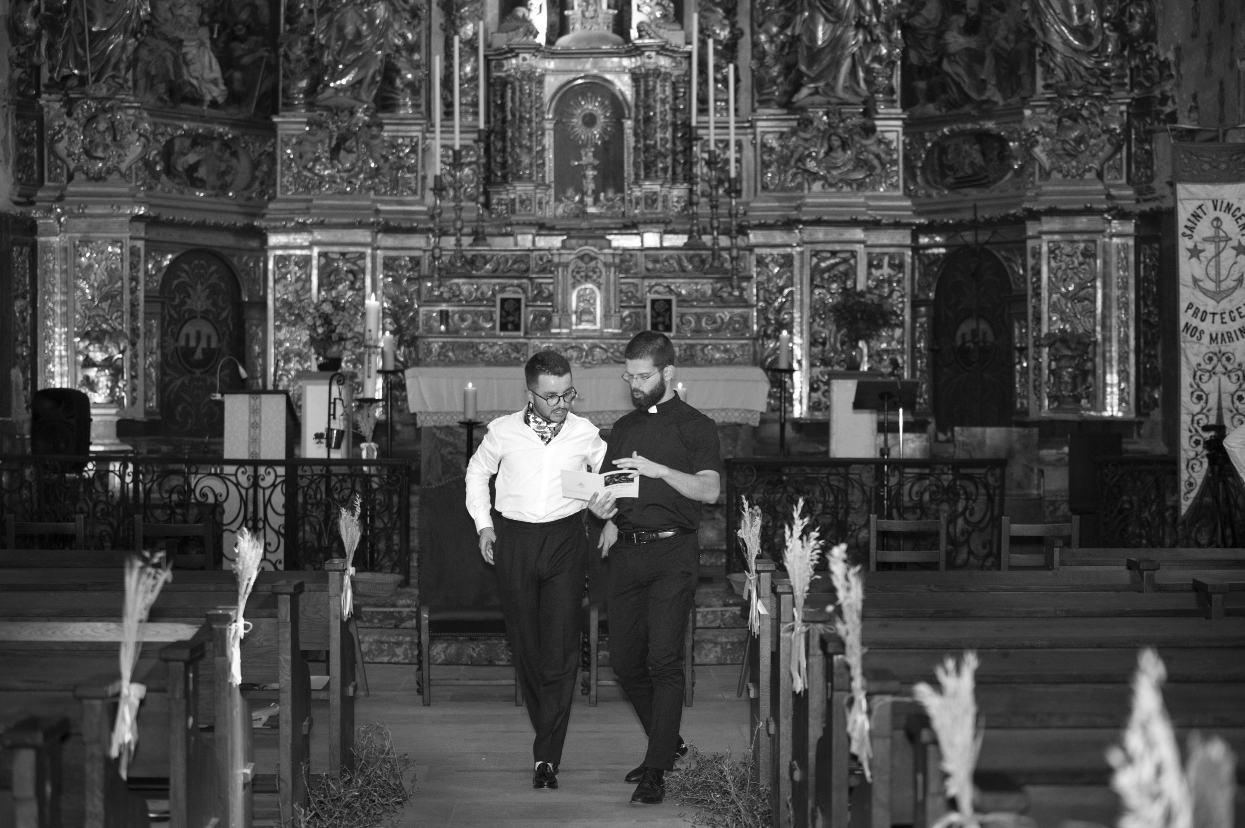 Mariage; France ;  photographe mariage, juliette jem, glamour; chic; française; charme; amour; mariage, wedding; fete, Sud; méditerranée; passion; photo; charme; Paris; Perpignan; Aix-en-Provence; Collioure; Eglise; Plage; alliances