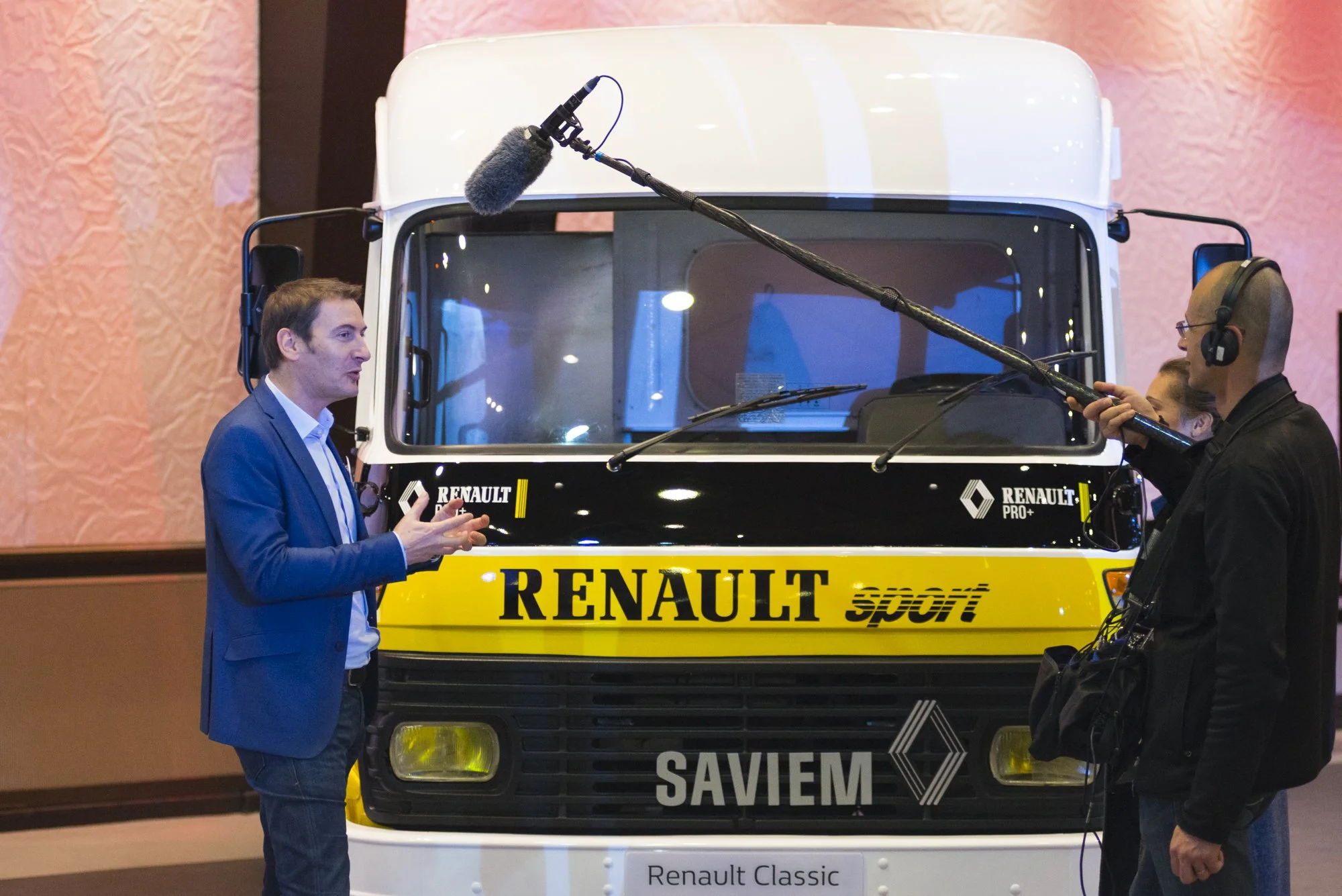 Renault Voiture Concessionnaire  Evenement Perpignan Paris 