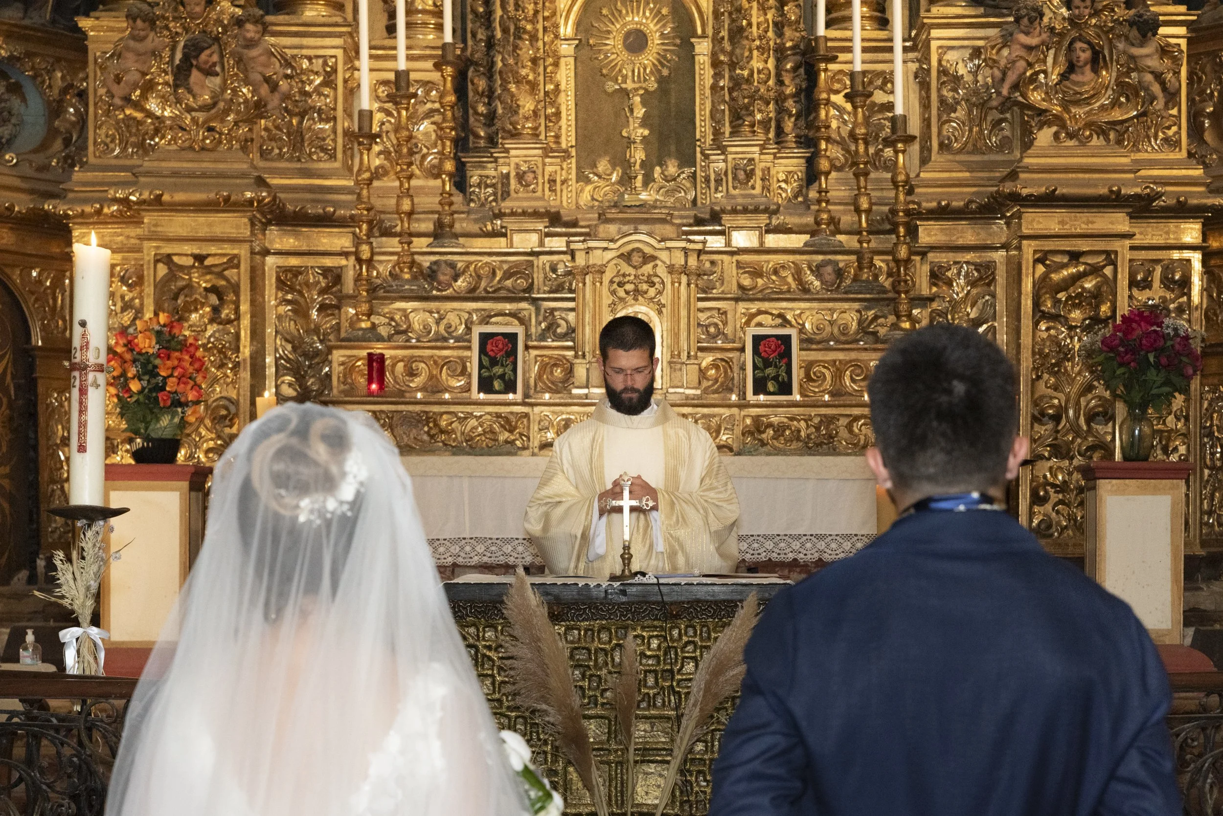Mariage; France ;  photographe mariage, juliette jem, glamour; chic; française; charme; amour; mariage, wedding; fete, Sud; méditerranée; passion; photo; charme; Paris; Perpignan; Aix-en-Provence; Collioure; Eglise; Plage; alliances