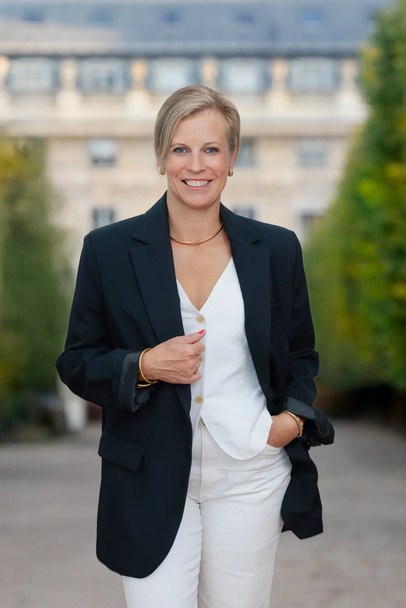 Portrait Professionnel Paris Dirigeant Paris Perpignan France ; Portrait Professionnel; Paris; Perpignan; Montpellier; France; Sud; Photo; Qualité; Juliette Jem; Avocat; Droit; Toulouse; Entreprise; Professionnel; Narbonne; Méditerranée; Pyrénées Ori