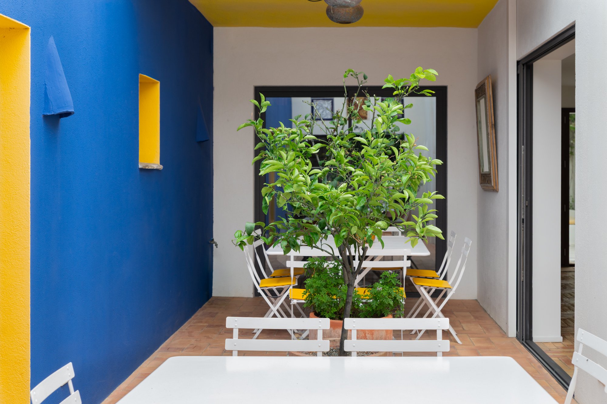 Salvador Dalí, Casa del Capitan, Port Lligat, Cadaqués, Costa Brava, Villa, Mariage; France ;  Photographe, Juliette Jem, Biens Immobiliers Architecture Intérieur Architecte Décorateur Salon Cuisine Salle de Bain Marbre Paris Perpignan ©Juliette Jem 