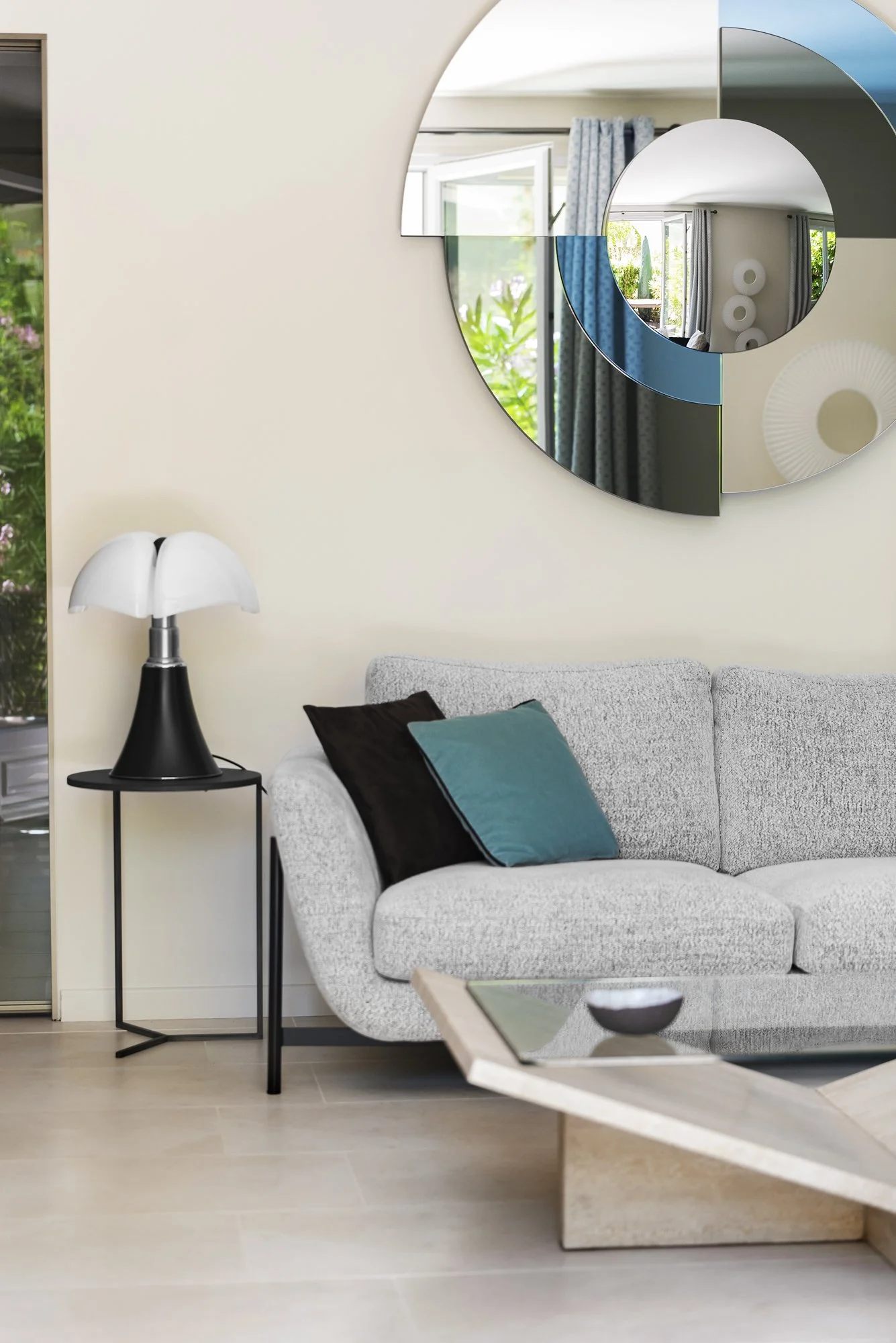 Architecture Intérieur; Architecte; Décorateur; Salon ;Cuisine; Salle de Bain; Marbre; Paris; Perpignan; ©Juliette Jem ; Entreprise, Société, Etude, Notaire, Bureaux Paris; Perpignan; ©Juliette Jem, Locaux, Extérieurs, Photo d’Intérieure, Boutiques, 