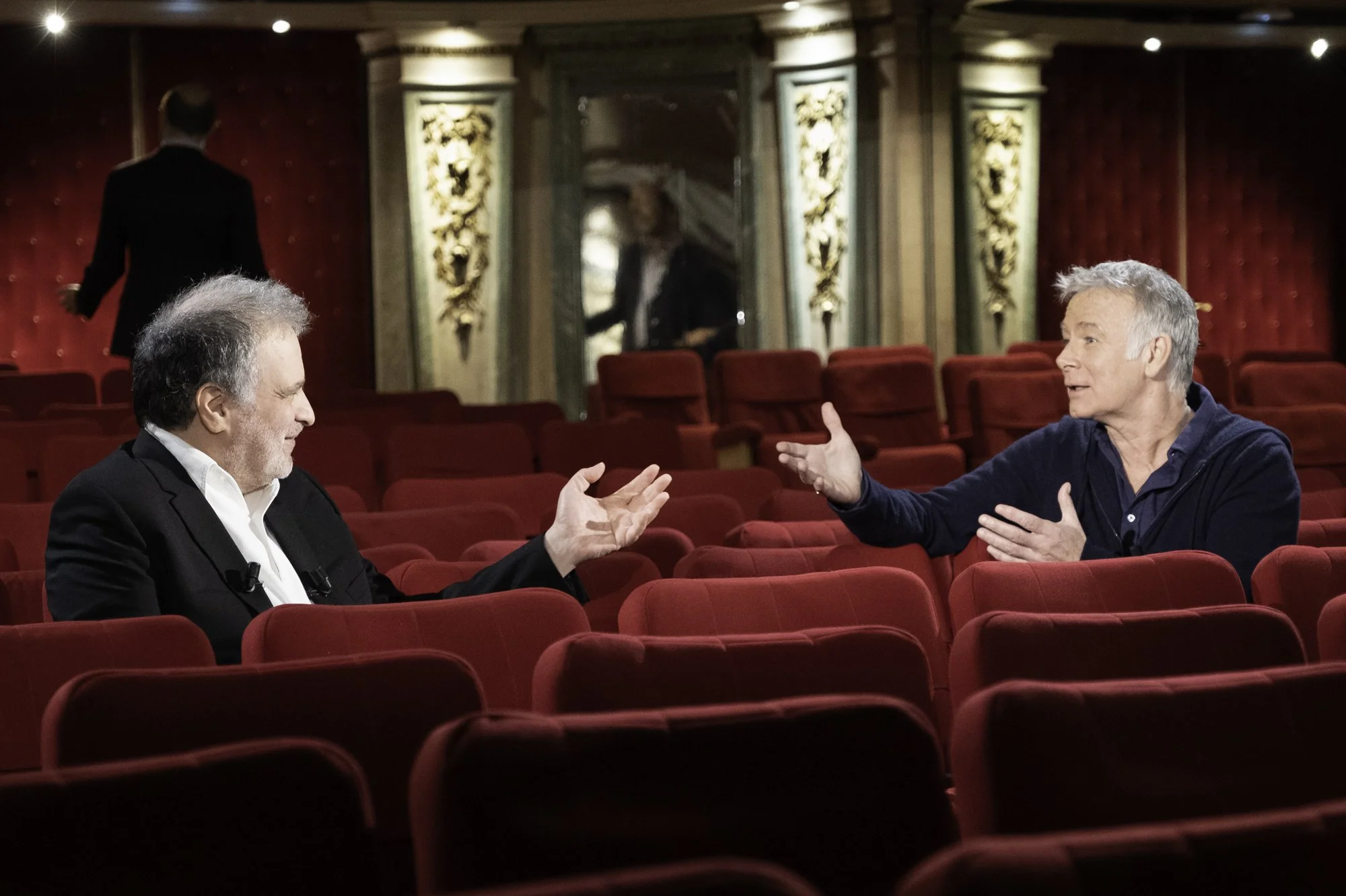 Raphaël Mezrahi Humoriste L'Humour de sa vie C8 émission de télé Backsatge Making-Of Paris Perpignan Musée Grévin Coulisses Franck Dubosc Humoriste