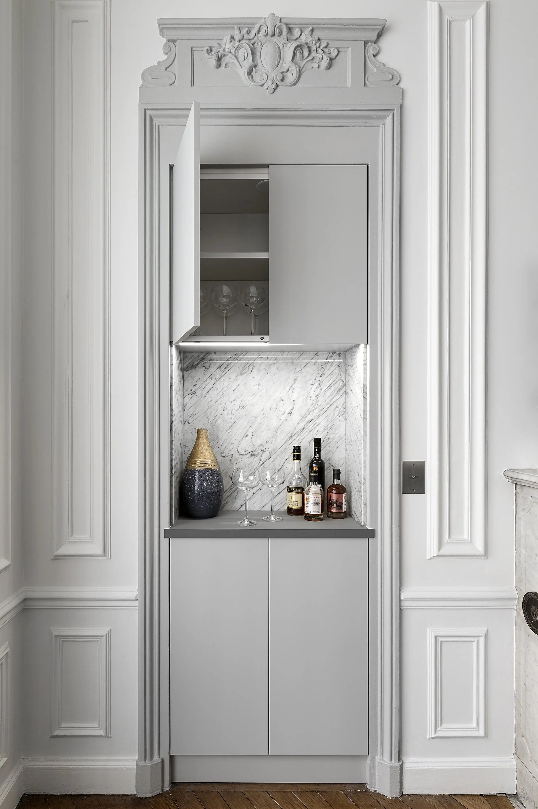 Architecture Intérieur; Architecte; Décorateur; Salon ;Cuisine; Salle de Bain; Marbre; Paris; Perpignan; ©Juliette Jem ; Entreprise, Société, Etude, Notaire, Bureaux Paris; Perpignan; ©Juliette Jem, Locaux, Extérieurs, Photo d’Intérieure, Boutiques, 