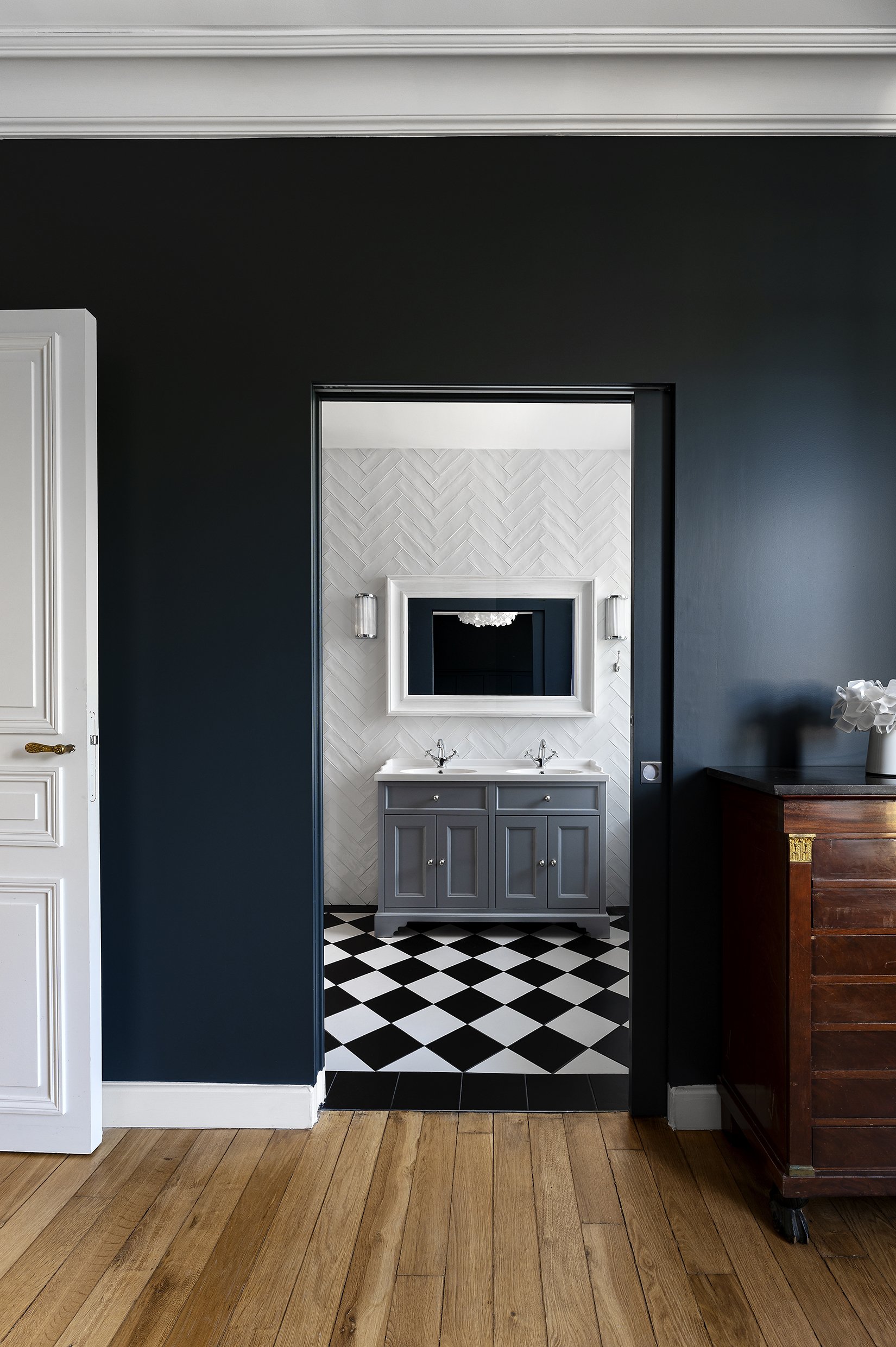 Architecture Intérieur; Architecte; Décorateur; Salon ;Cuisine; Salle de Bain; Marbre; Paris; Perpignan; ©Juliette Jem ; Entreprise, Société, Etude, Notaire, Bureaux Paris; Perpignan; ©Juliette Jem, Locaux, Extérieurs, Photo d’Intérieure, Boutiques, 