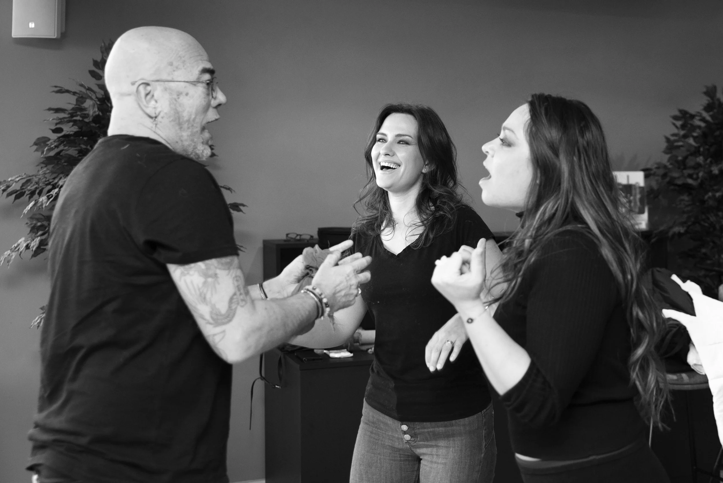 PASCAL OBISPO, Les Dix Commandements, ALBERT COHEN, GIULIANO PEPARINI, VINCENZO PISCOPO, Making-Of, Coulisses, Préparation, Spectacle, Costume, Danse, Chanteur, Juliette Jem, photographe, France, Paris, Italie, ANDREAS
MÜLLER, VERONICA
PEPARINI