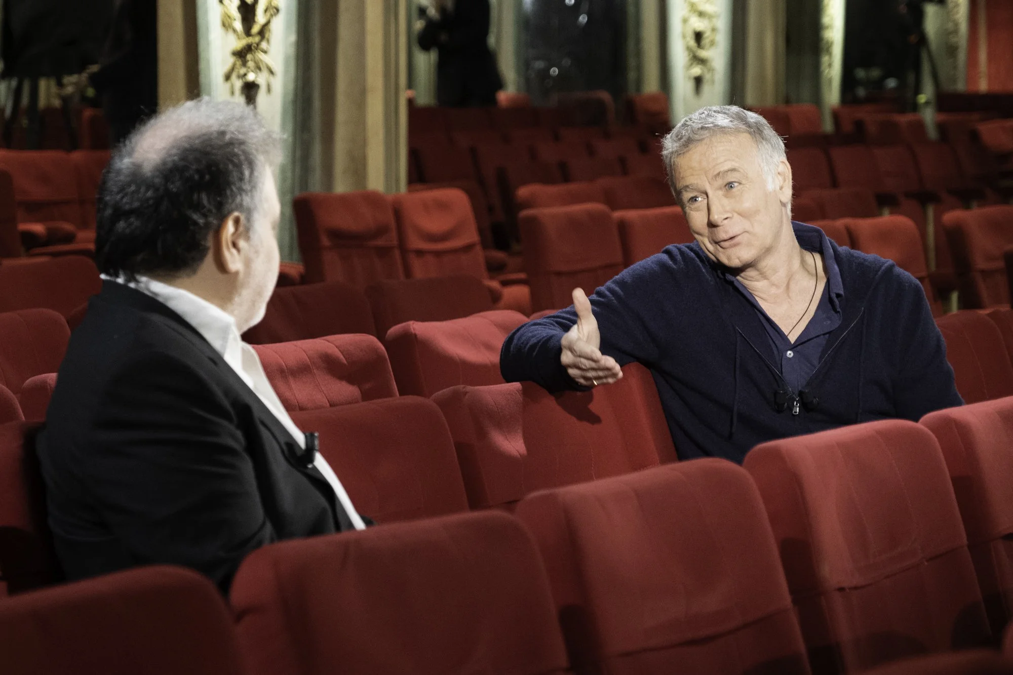 Raphaël Mezrahi Humoriste L'Humour de sa vie C8 émission de télé Backsatge Making-Of Paris Perpignan Musée Grévin Coulisses Franck Dubosc Humoriste
